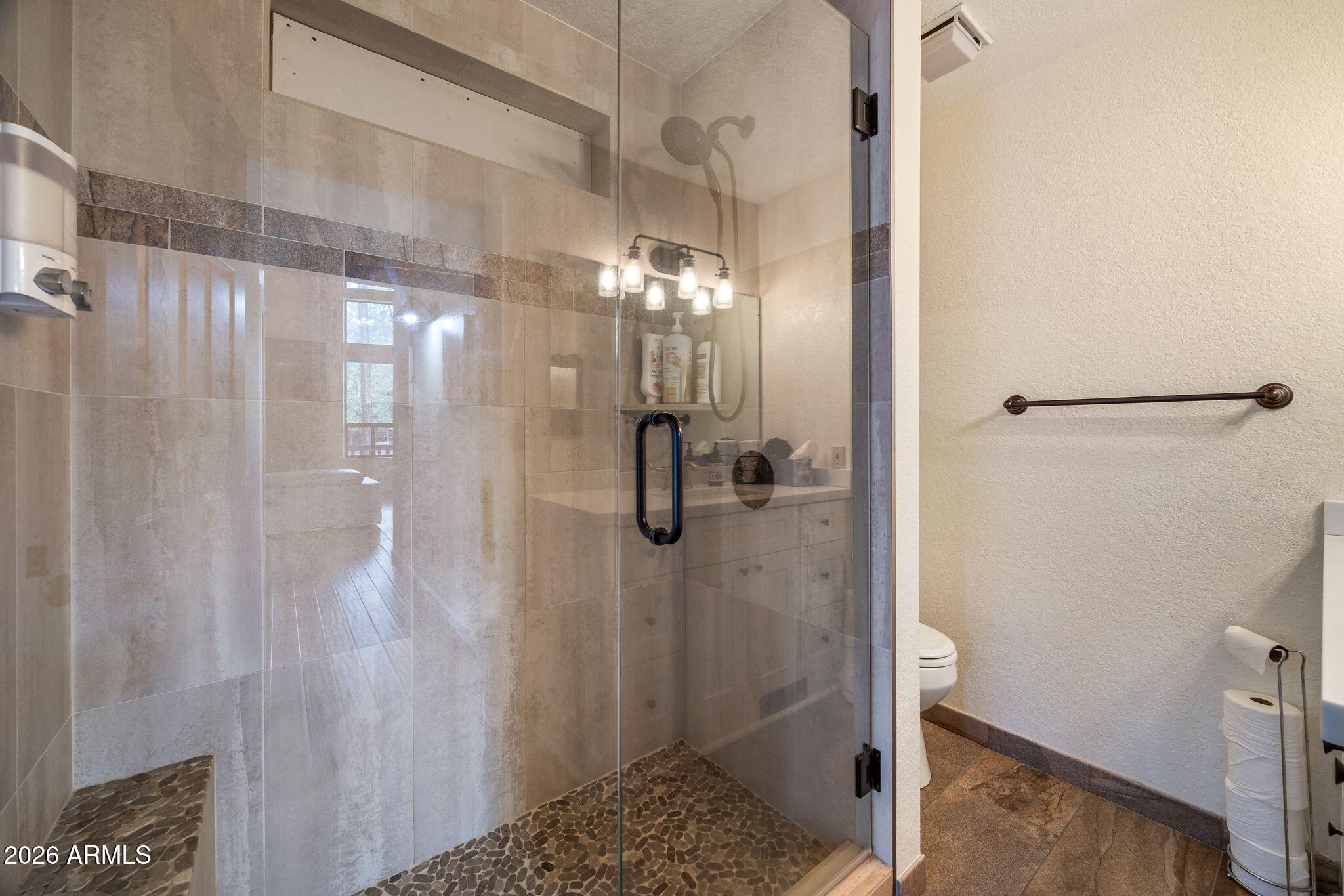 PINETOP LAKES PLAZA UNIT 1 - Residential