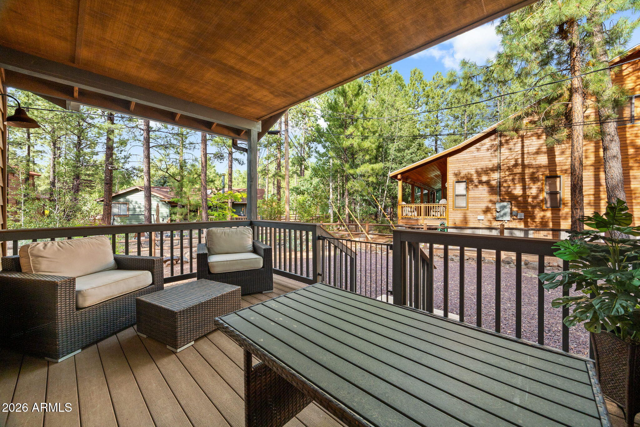 PINETOP LAKES PLAZA UNIT 1 - Residential