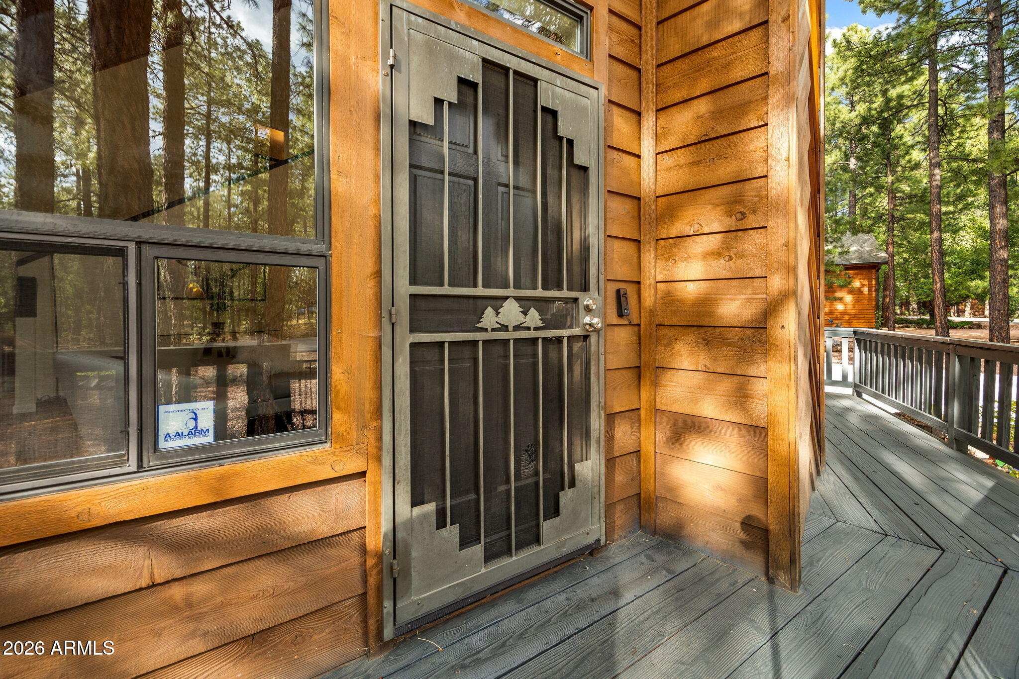PINETOP LAKES PLAZA UNIT 1 - Residential