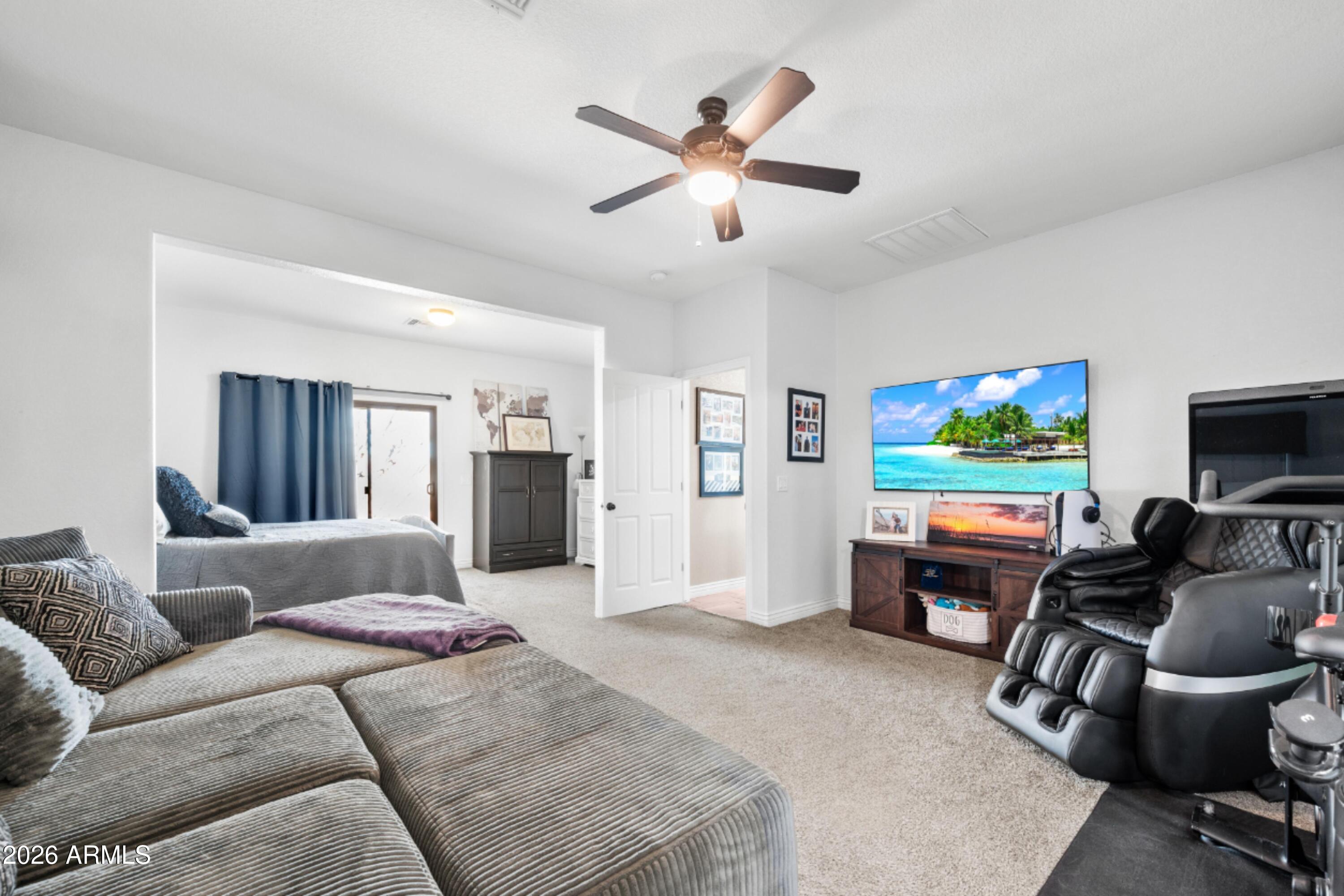 ESTATES AT HOLIDAY - Residential