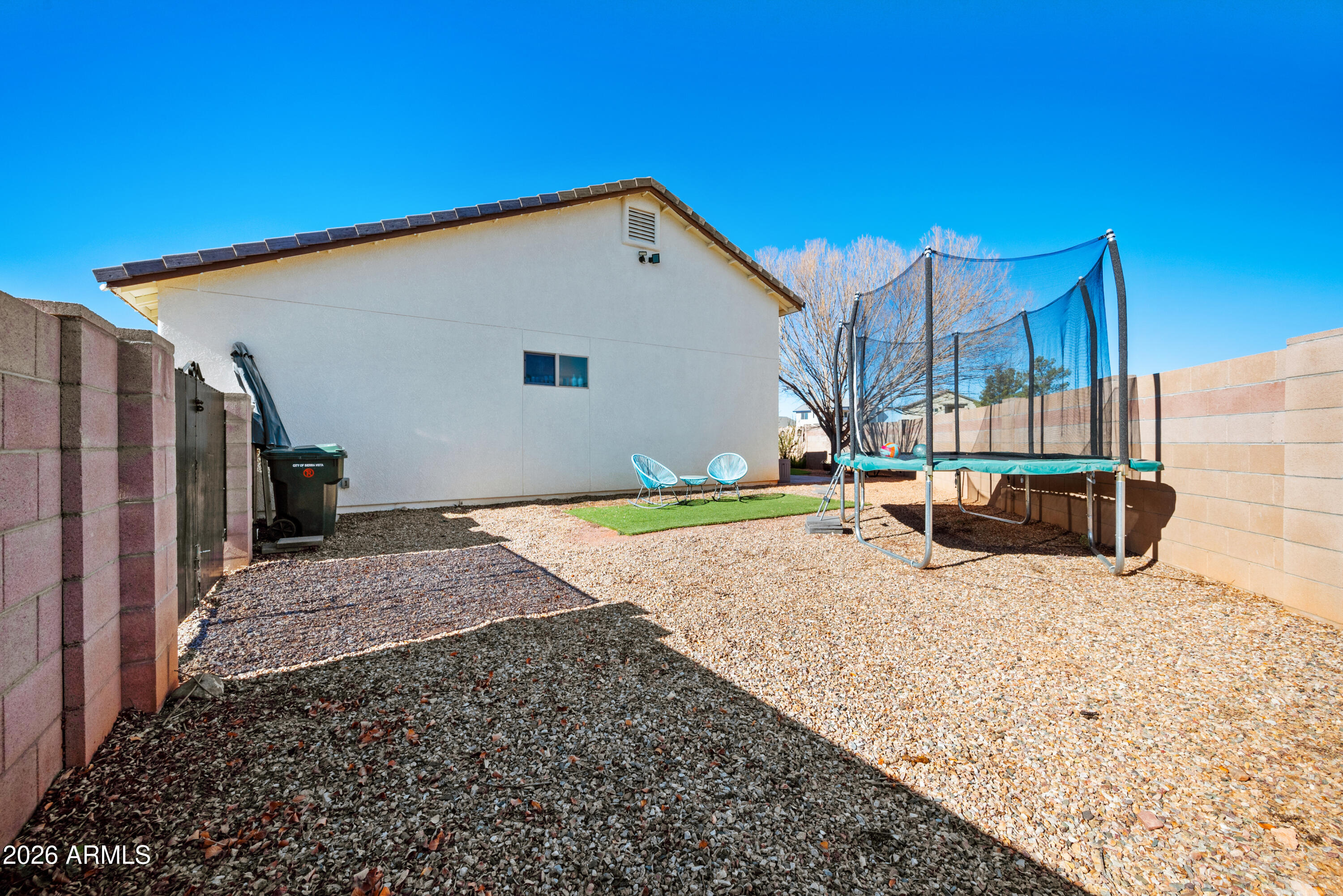 ESTATES AT HOLIDAY - Residential