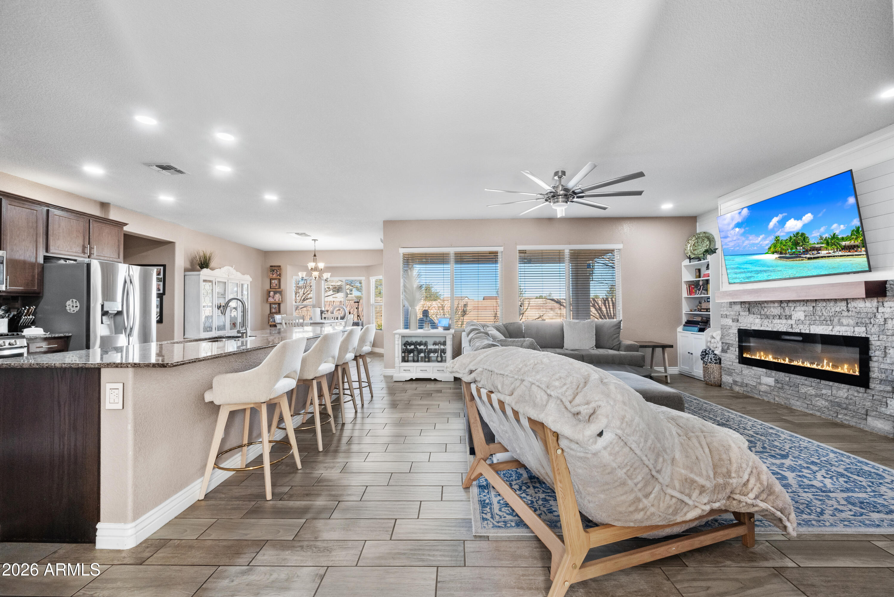 ESTATES AT HOLIDAY - Residential