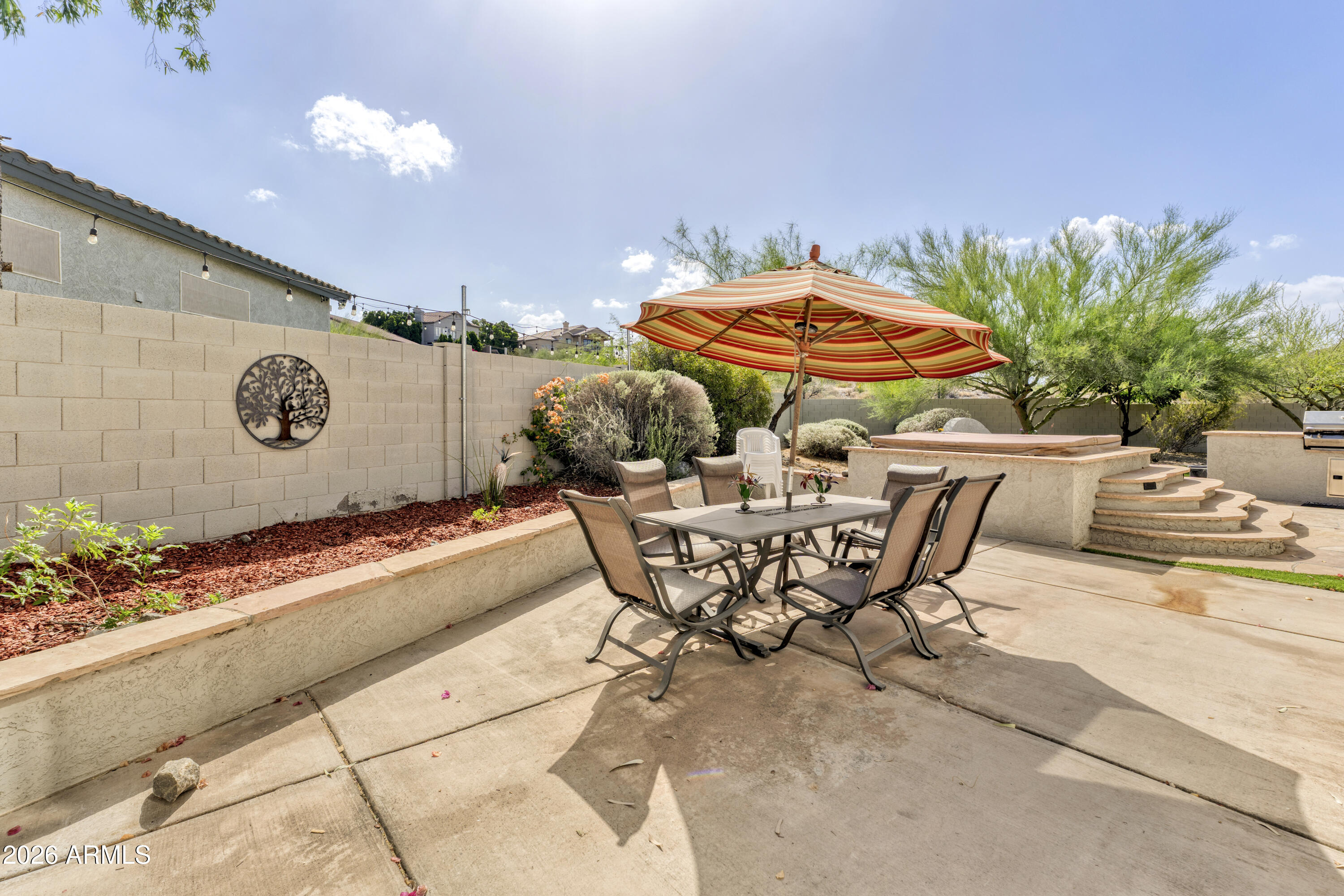 CRESLEIGH AT THE POINTE - Residential