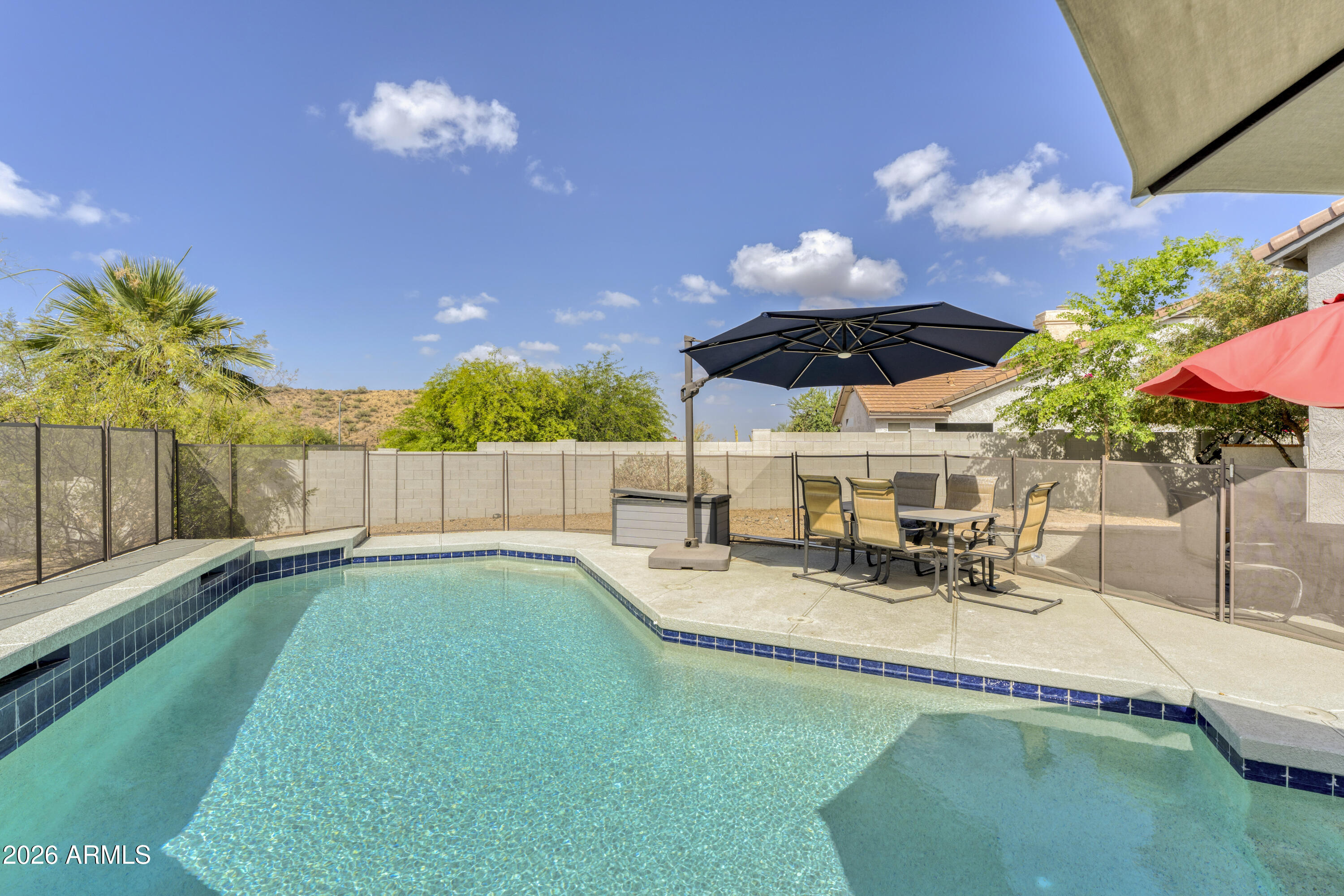 CRESLEIGH AT THE POINTE - Residential
