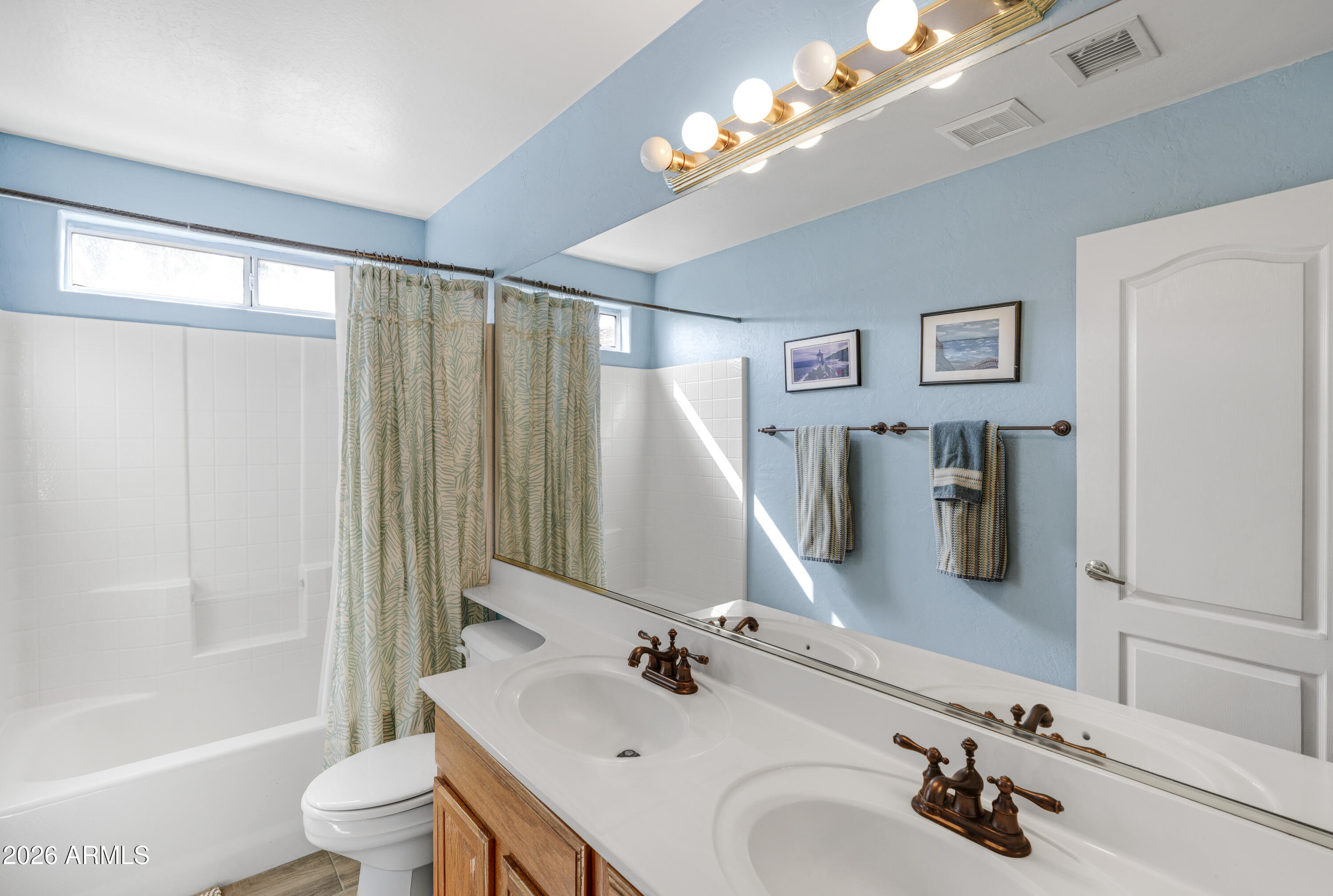 CRESLEIGH AT THE POINTE - Residential