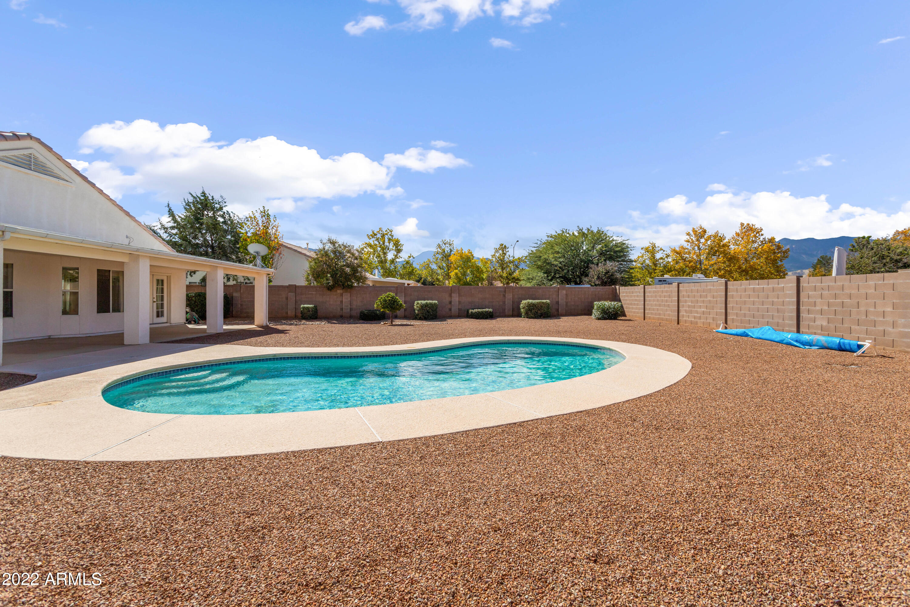 SUMMIT RIDGE - Residential