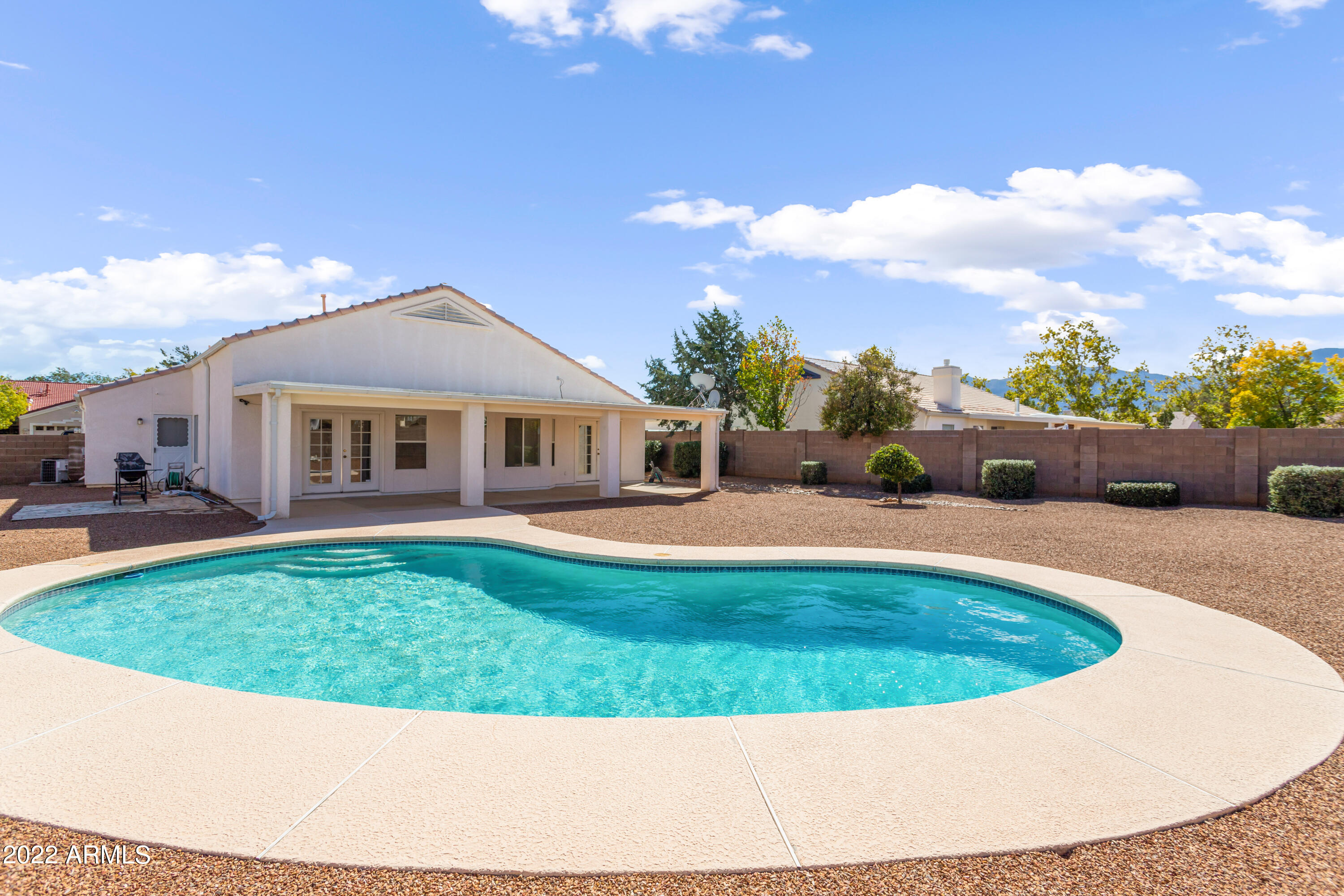 SUMMIT RIDGE - Residential