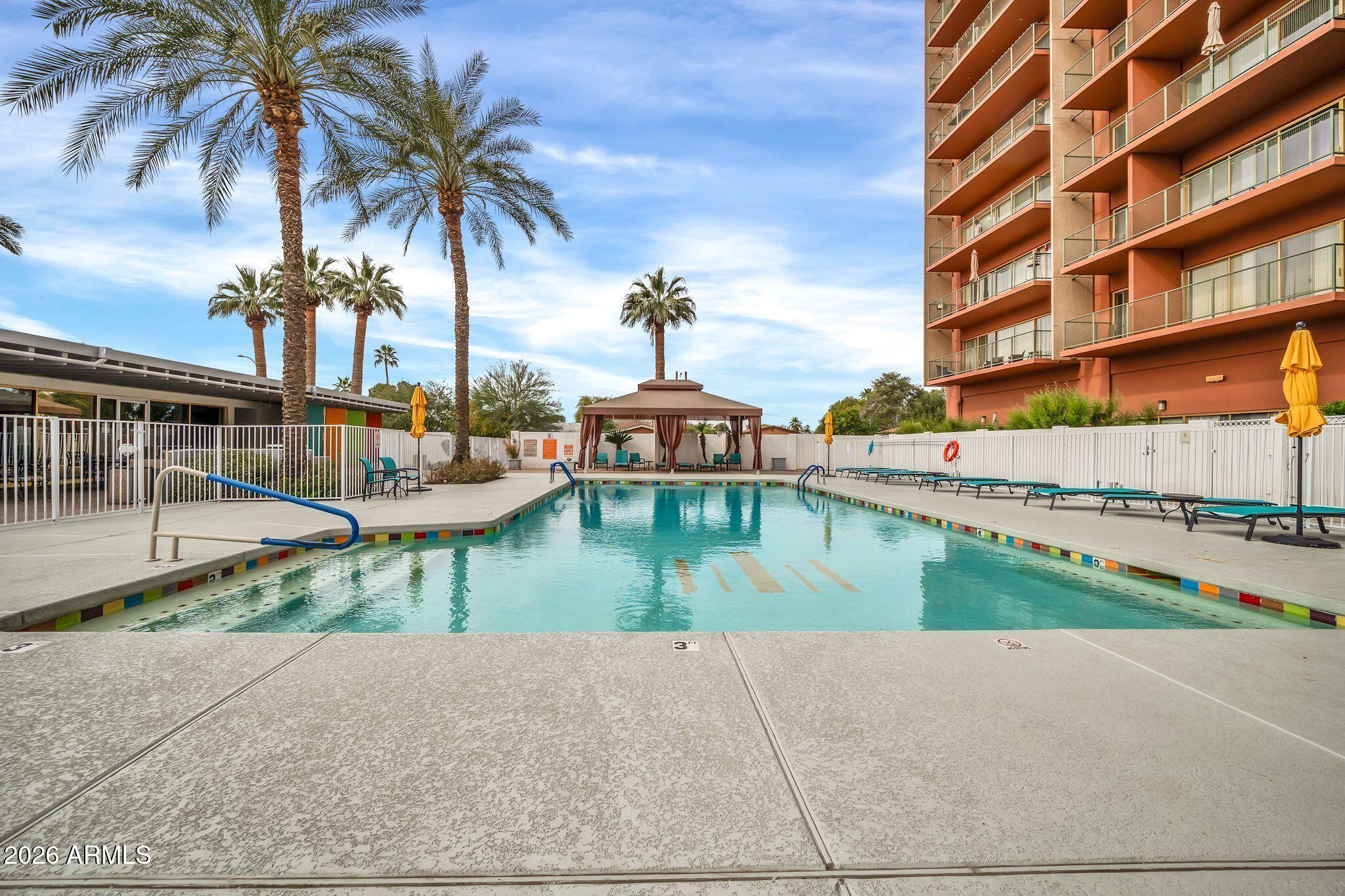 LANDMARK TOWERS CONDOMINIUM - Residential