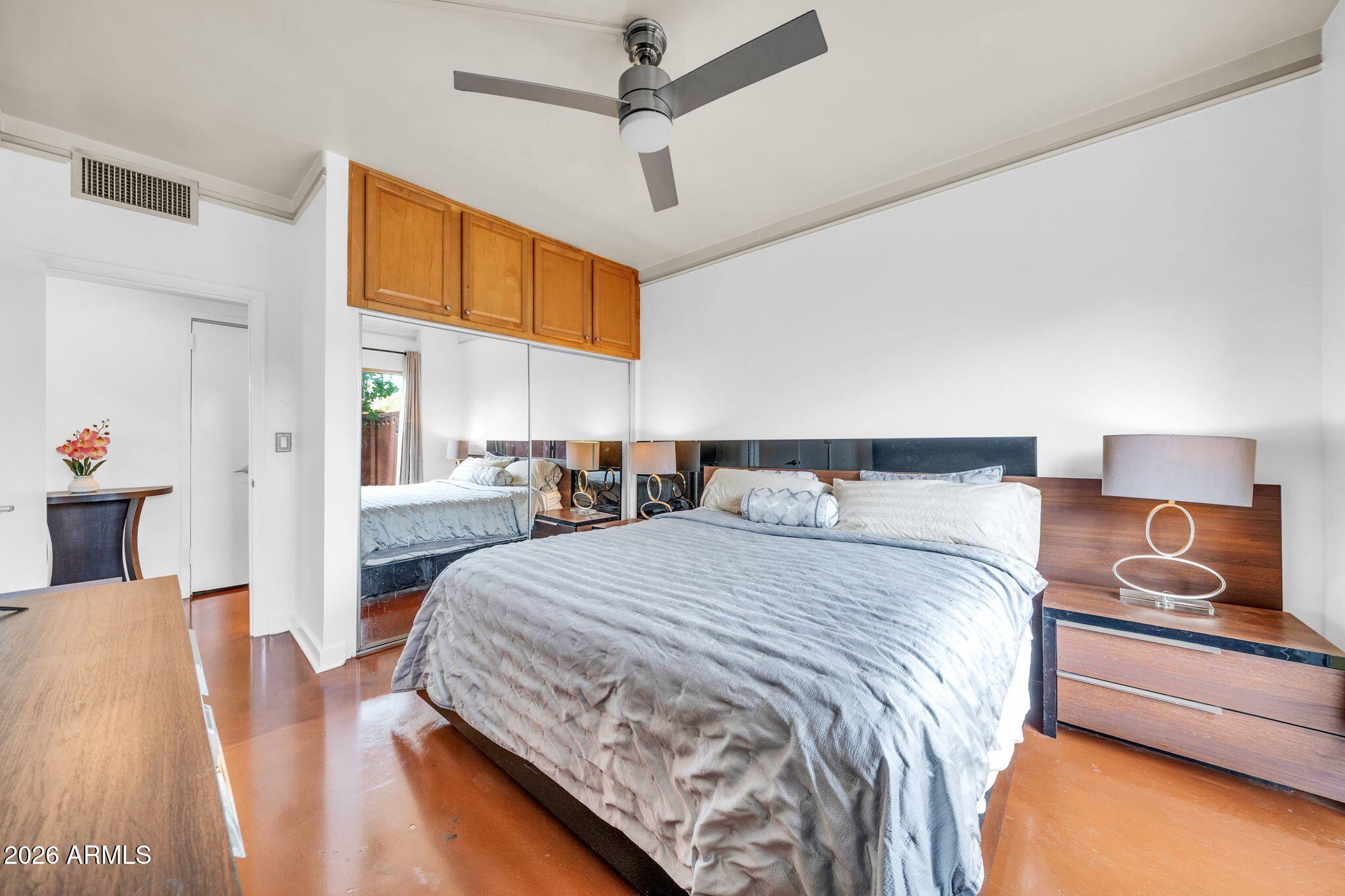 LANDMARK TOWERS CONDOMINIUM - Residential