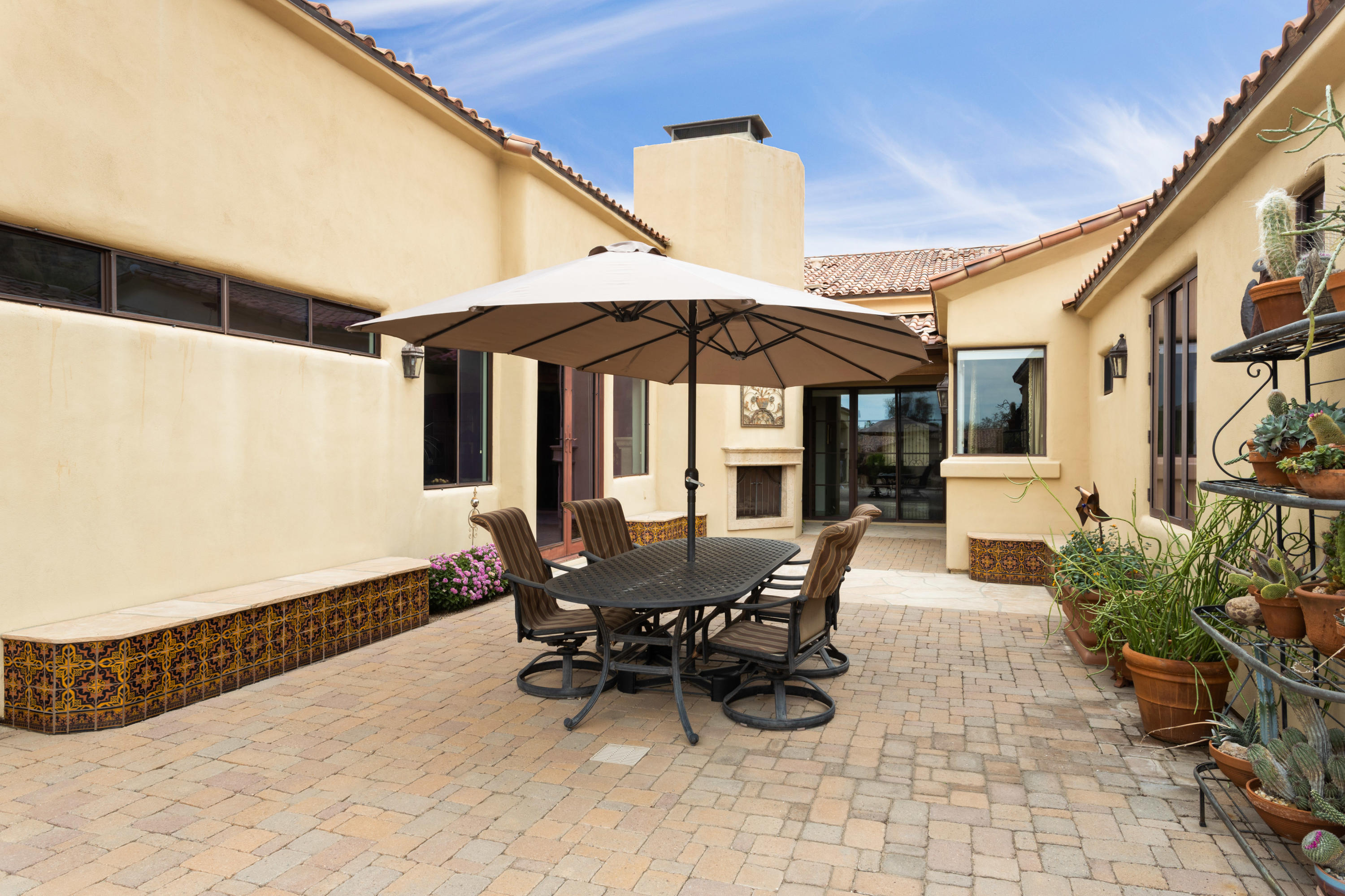 CAMELBACK RANCHOS - Residential