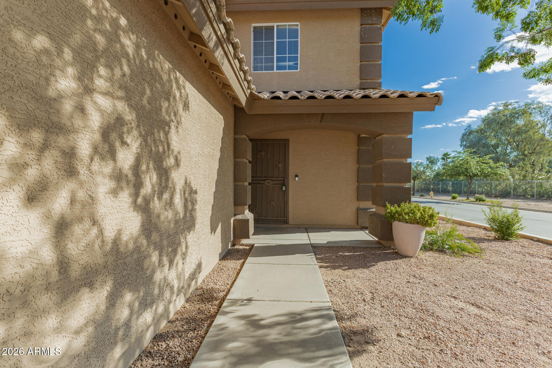 SUNDIAL 4 UNIT 1 REPLAT - Residential