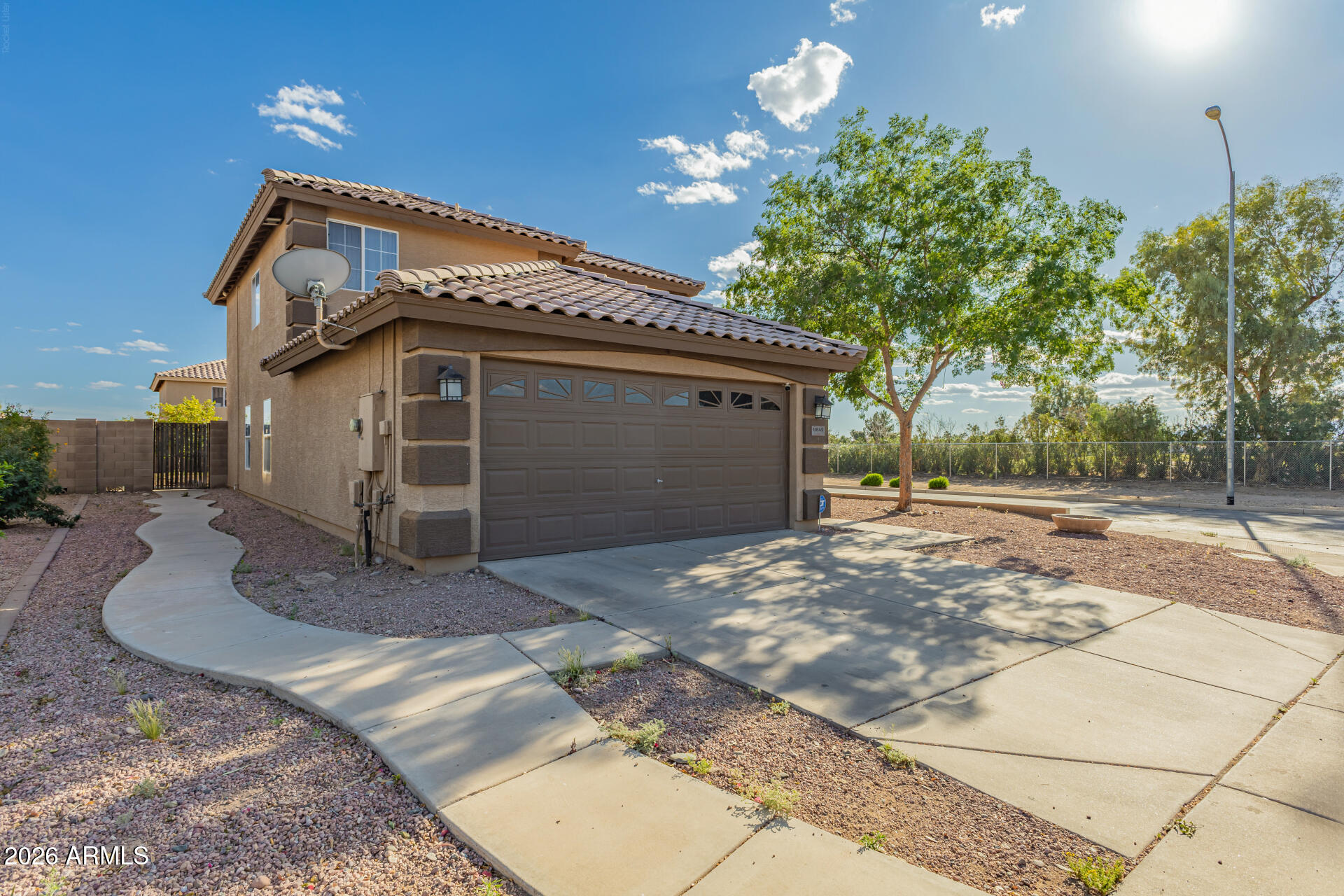 SUNDIAL 4 UNIT 1 REPLAT - Residential
