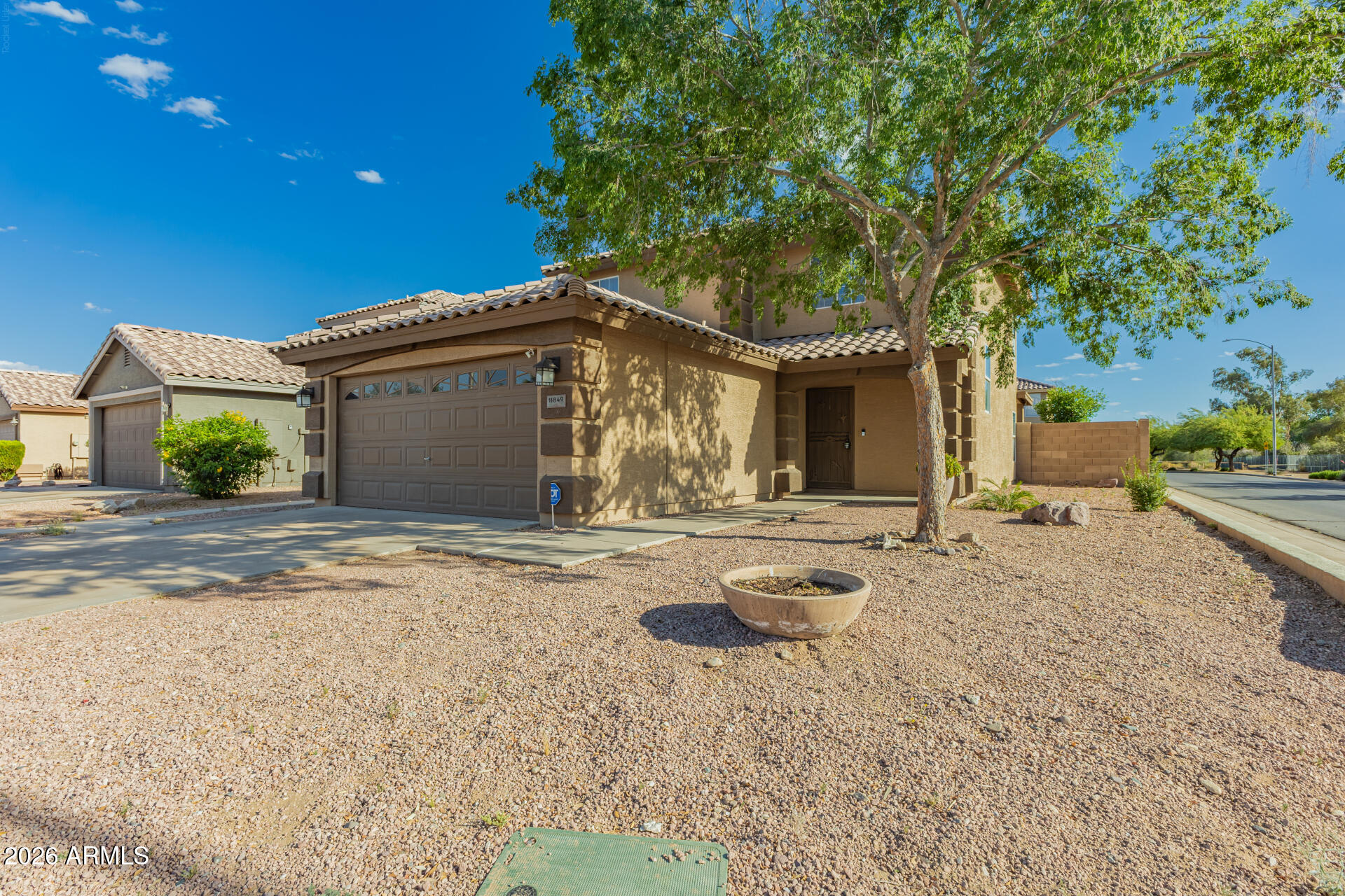 SUNDIAL 4 UNIT 1 REPLAT - Residential