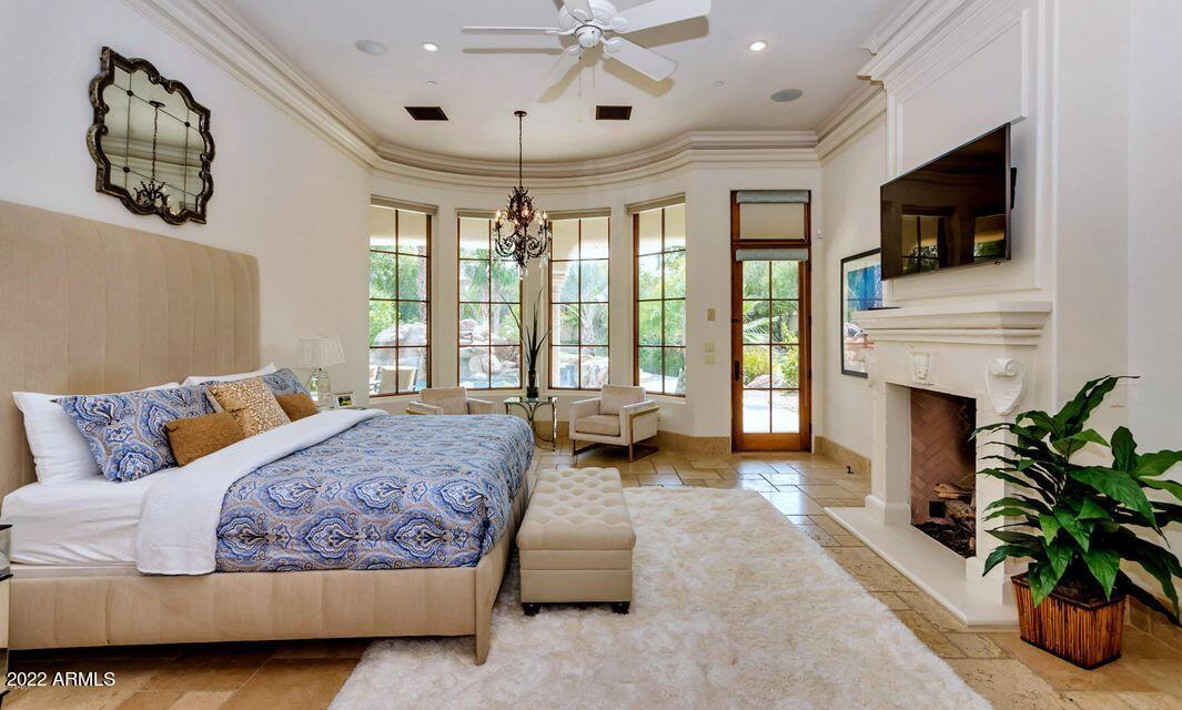 GROSSE POINTE HIGHLANDS - Residential