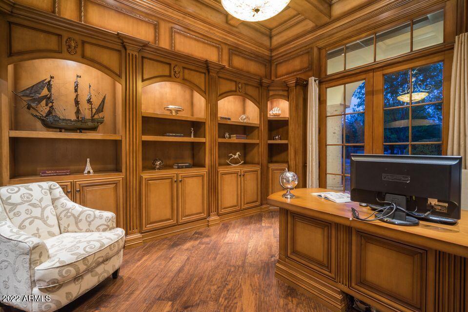 GROSSE POINTE HIGHLANDS - Residential