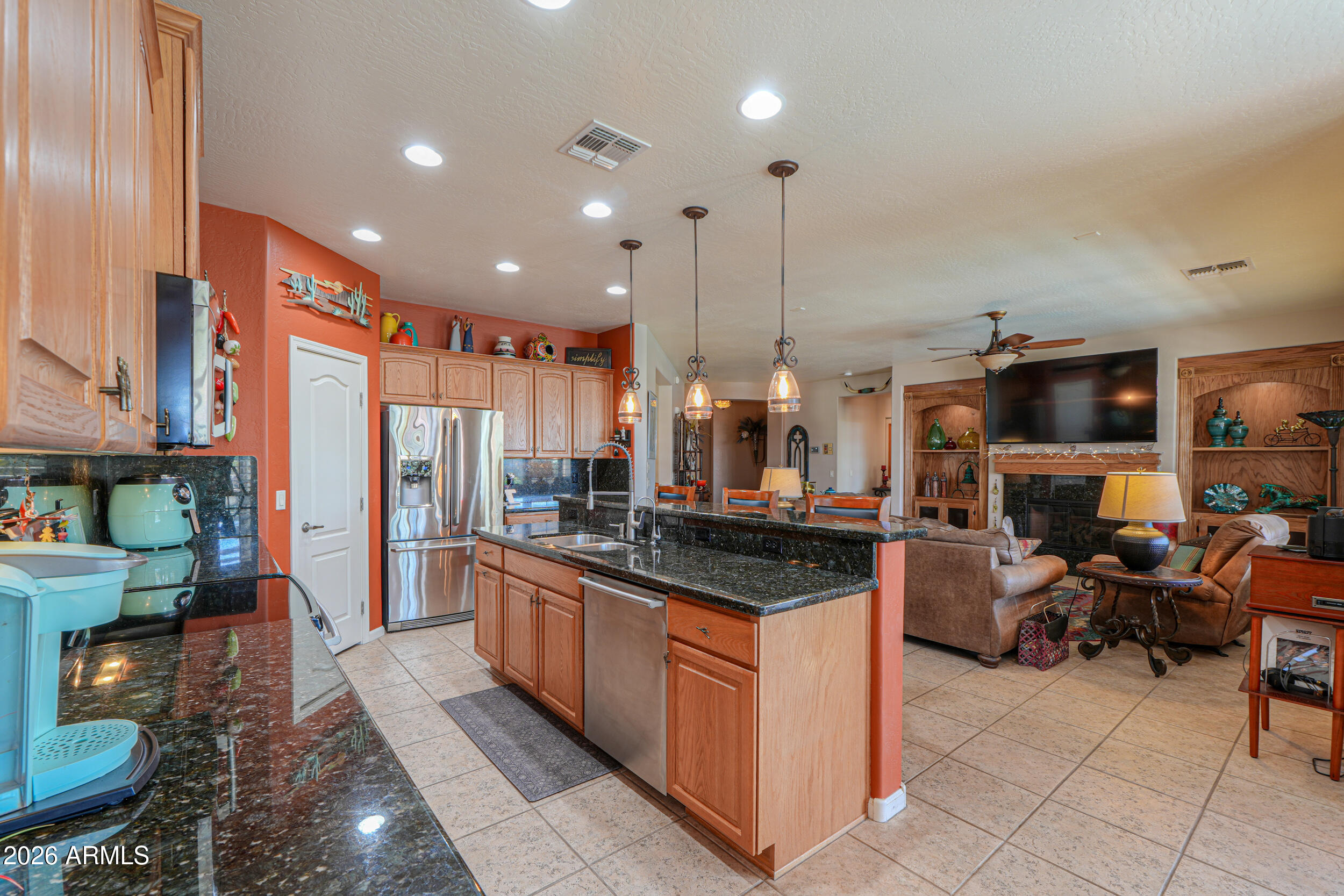 ROBSON RANCH - Residential