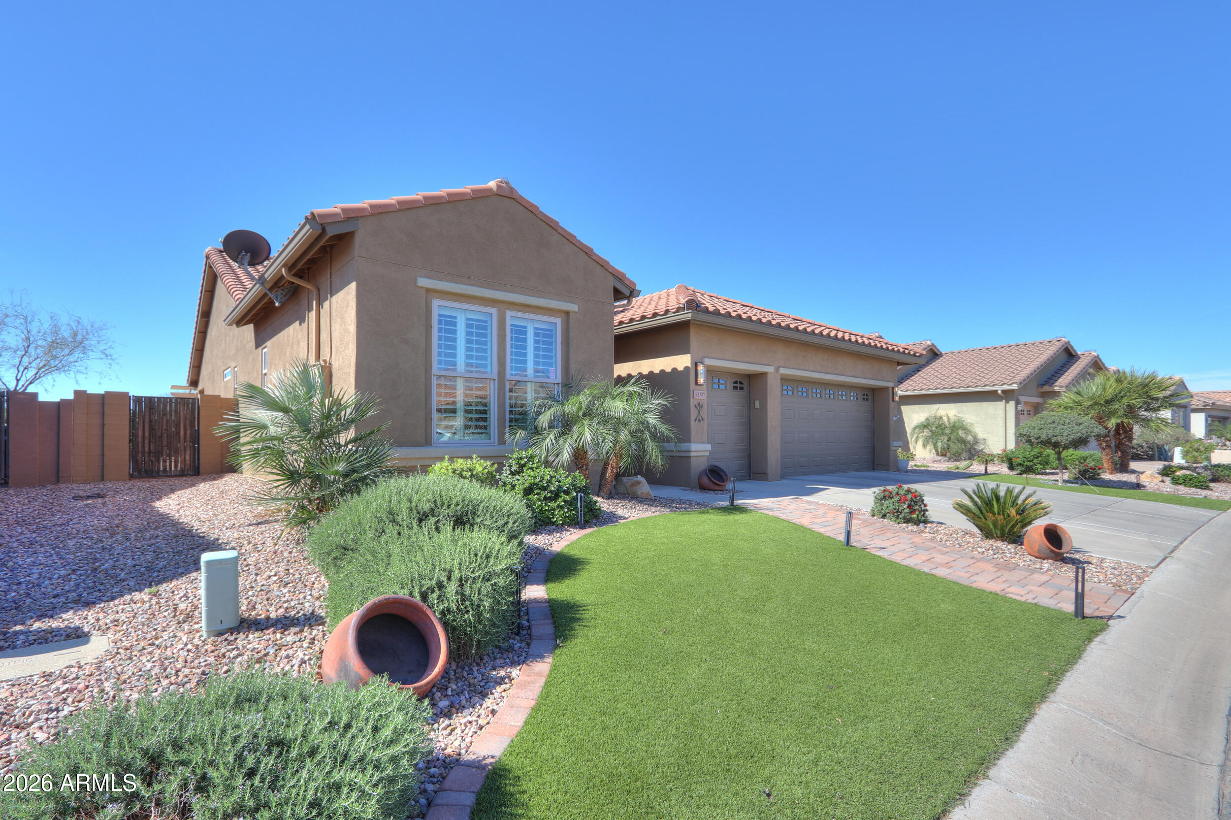 ROBSON RANCH - Residential