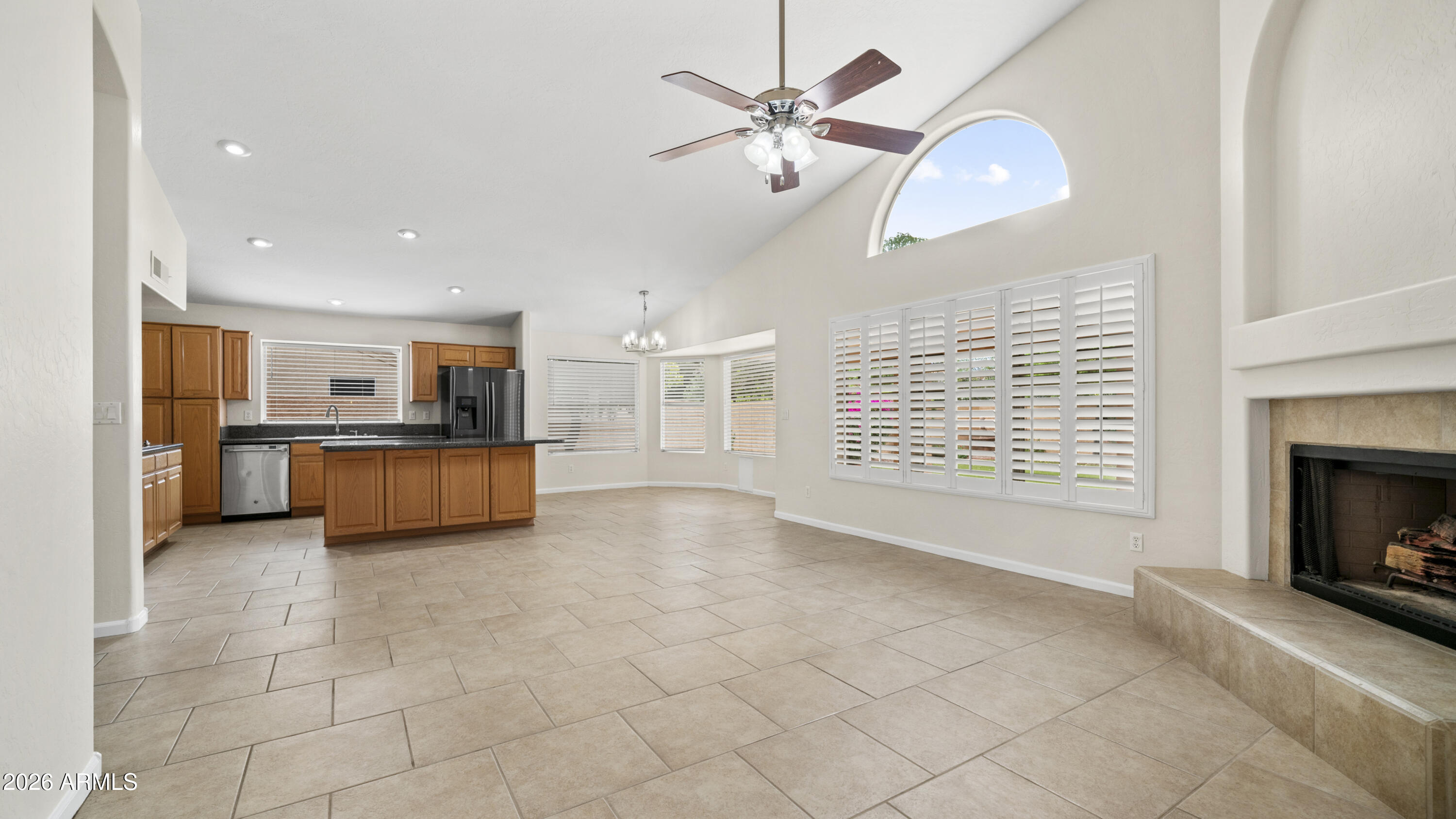 SIERRA TEMPE UNIT 1 - Residential