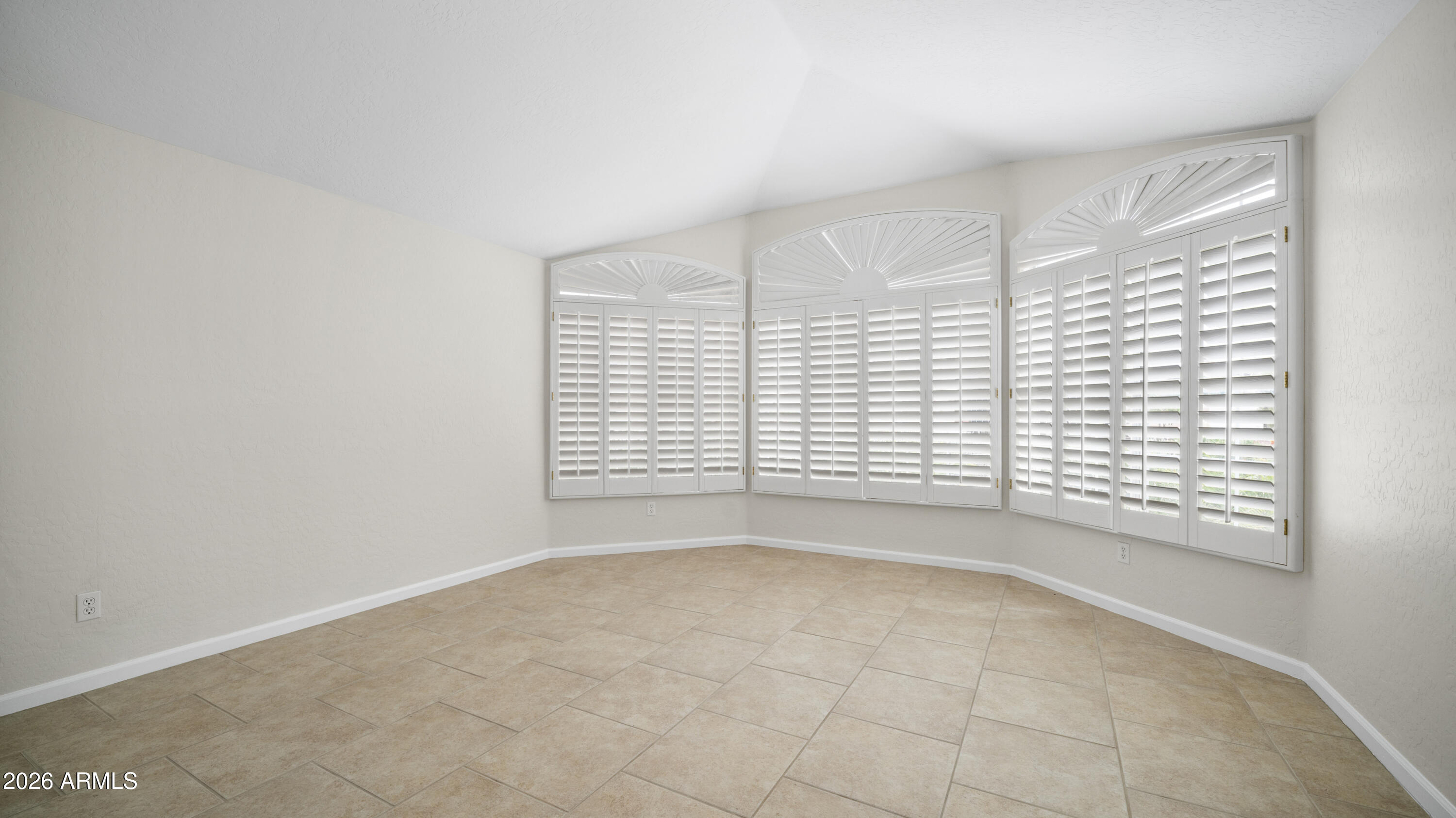 SIERRA TEMPE UNIT 1 - Residential