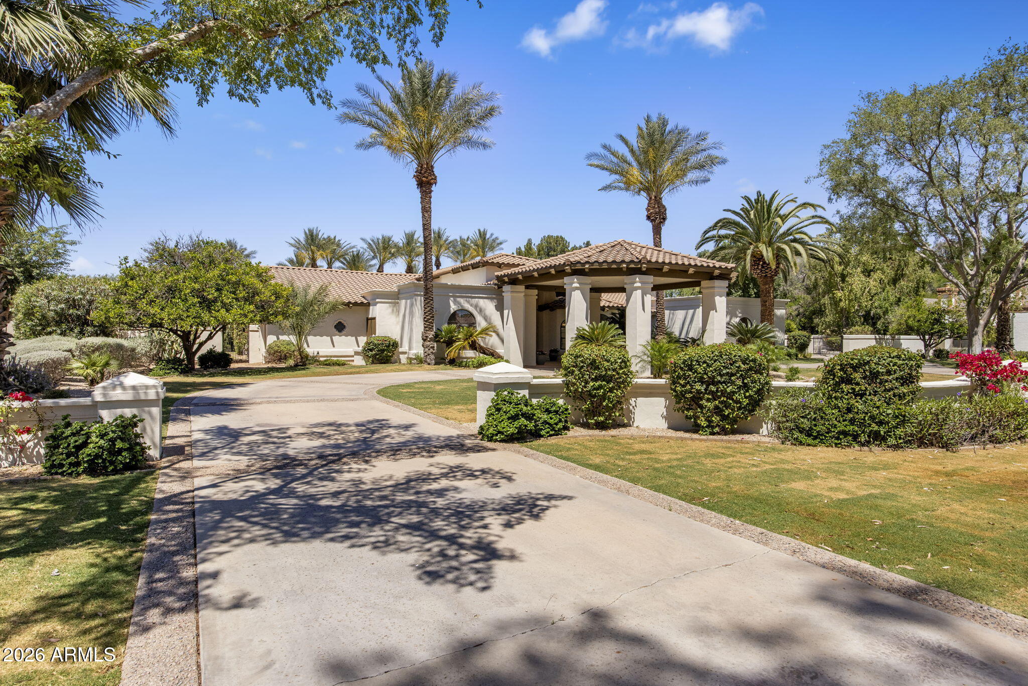 CAMELBACK COUNTRY ESTATES 6 - Residential