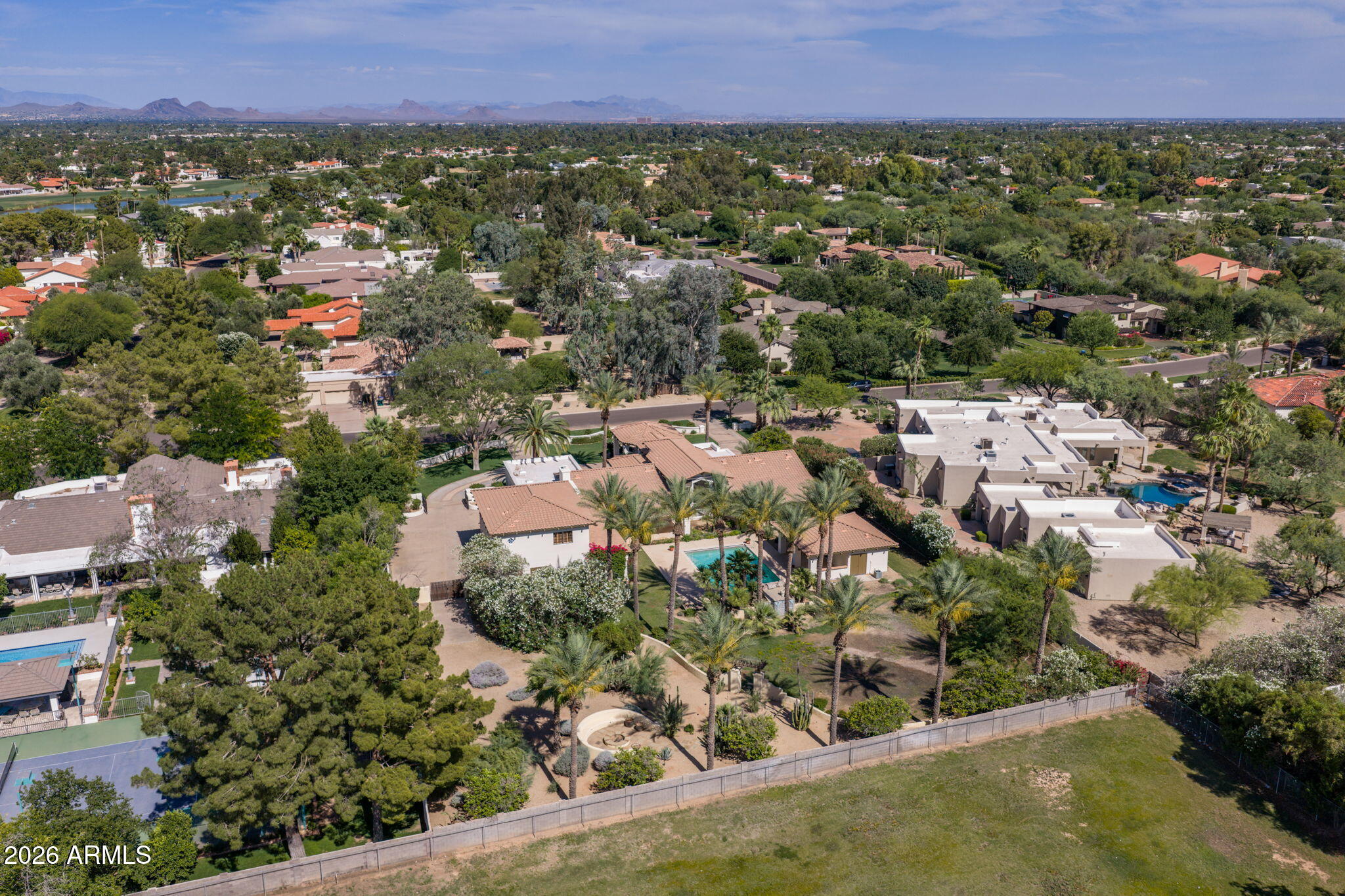 CAMELBACK COUNTRY ESTATES 6 - Residential