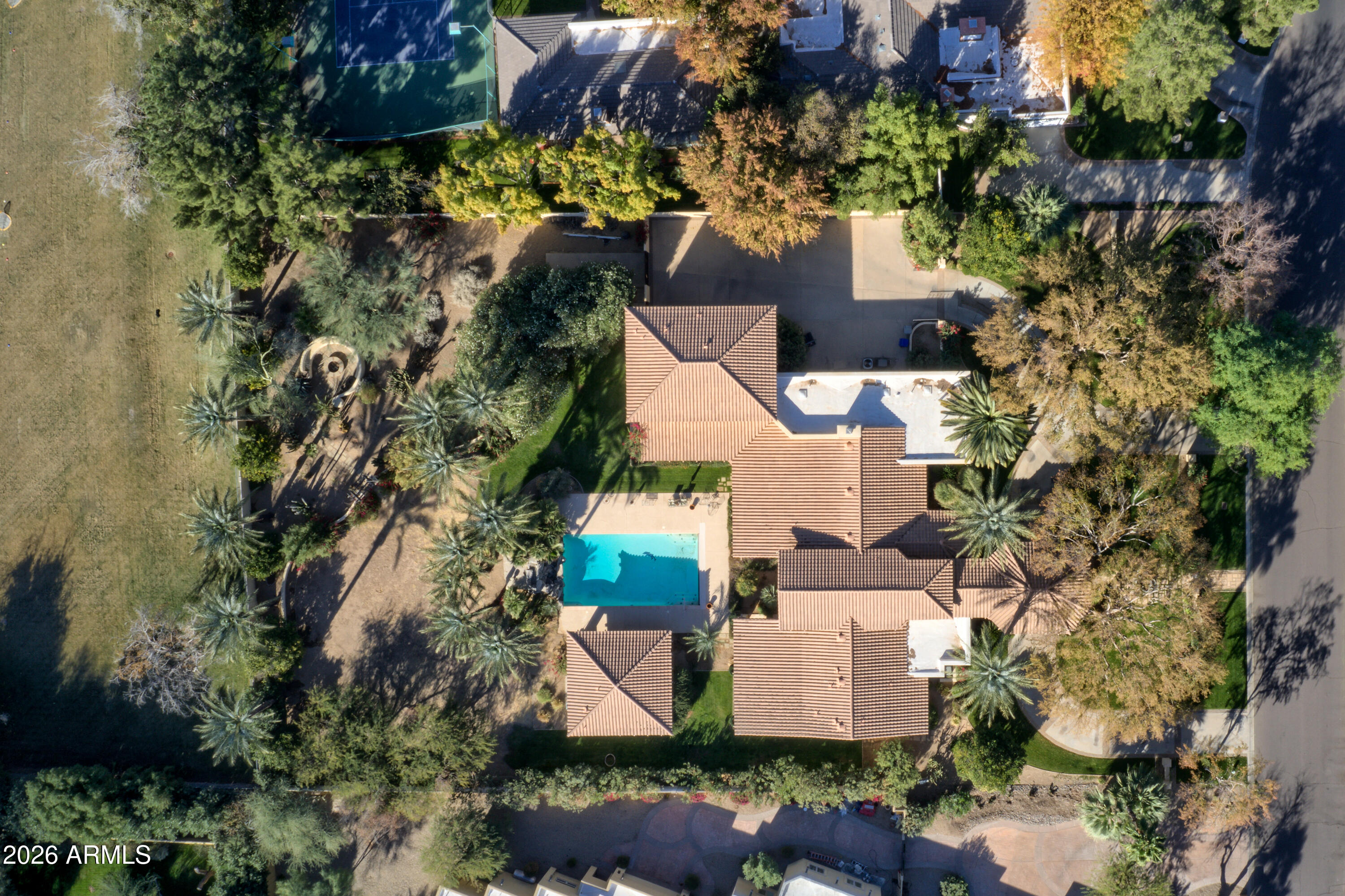 CAMELBACK COUNTRY ESTATES 6 - Residential
