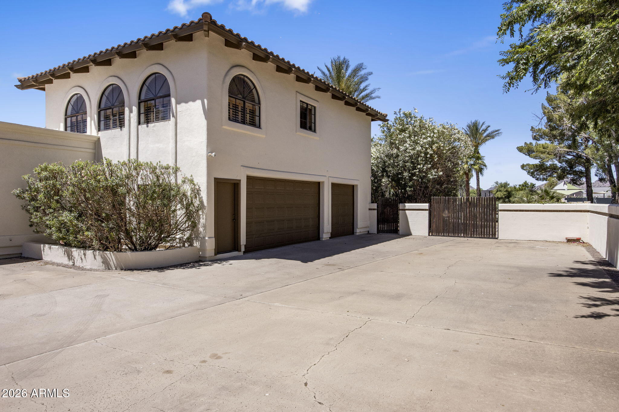 CAMELBACK COUNTRY ESTATES 6 - Residential