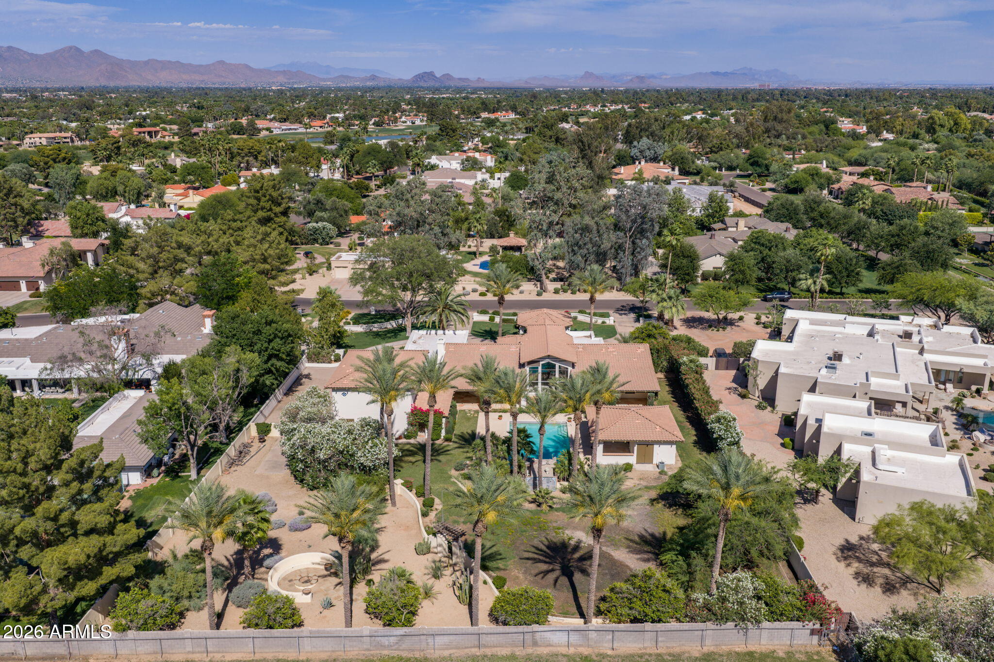 CAMELBACK COUNTRY ESTATES 6 - Residential