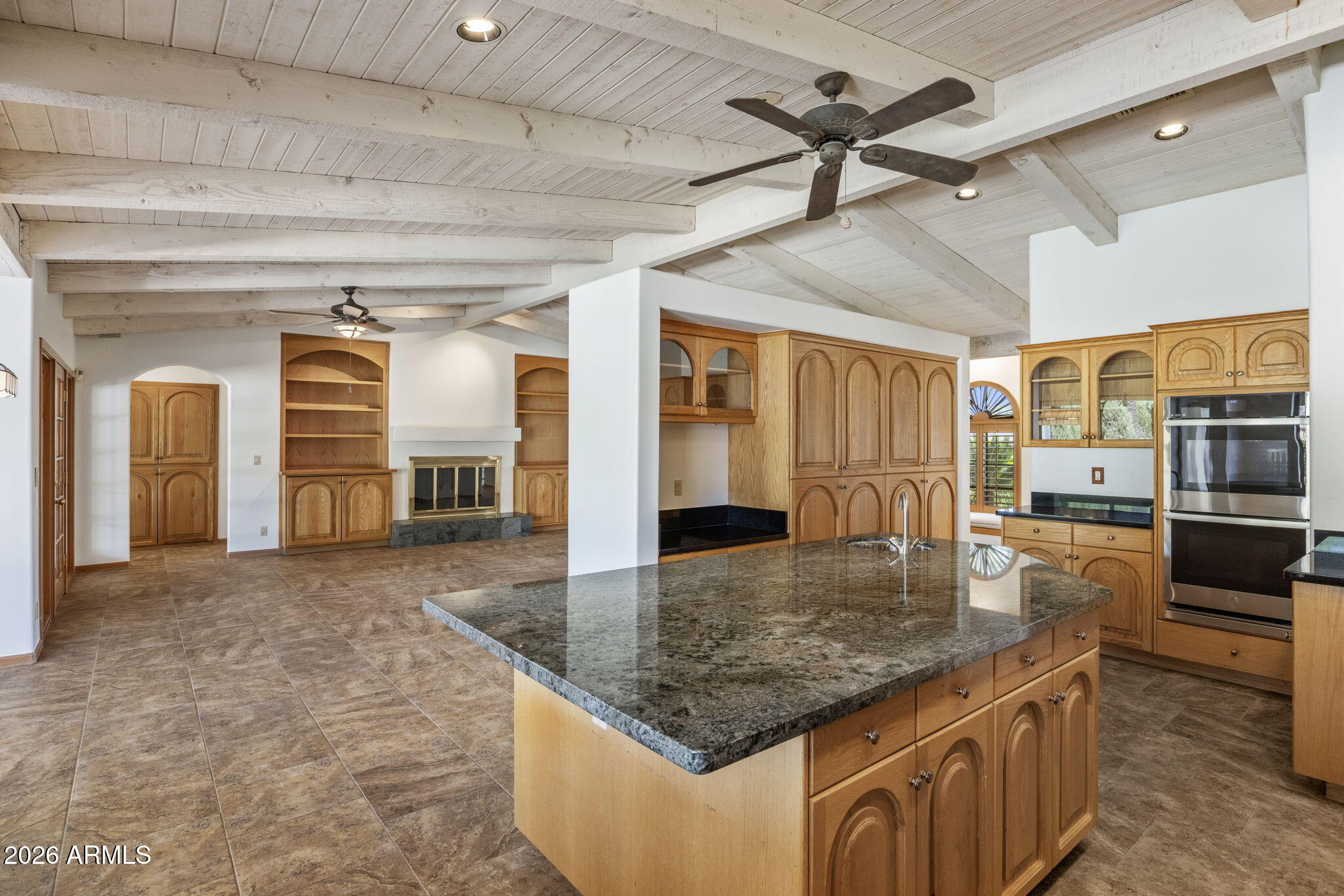 CAMELBACK COUNTRY ESTATES 6 - Residential