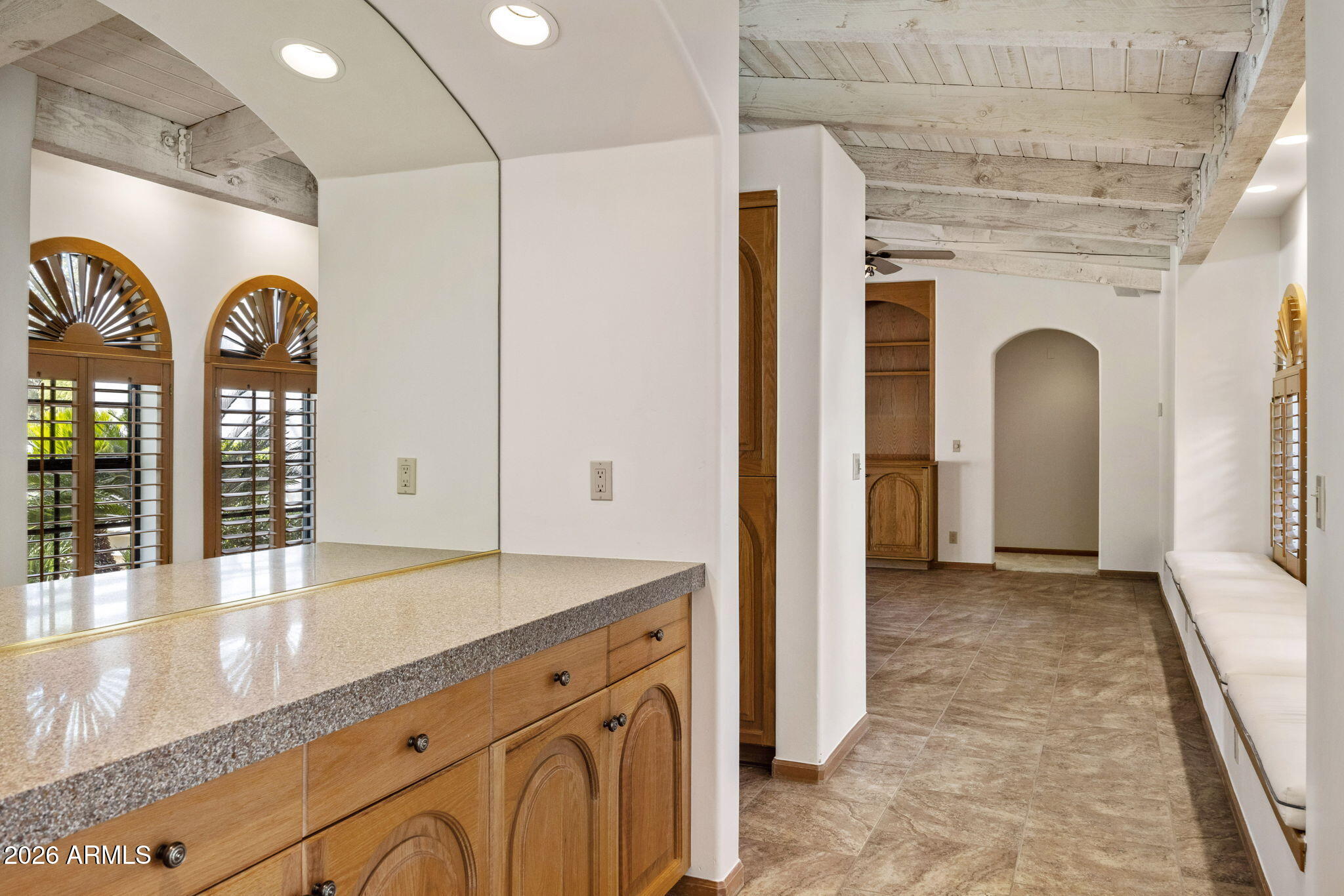 CAMELBACK COUNTRY ESTATES 6 - Residential