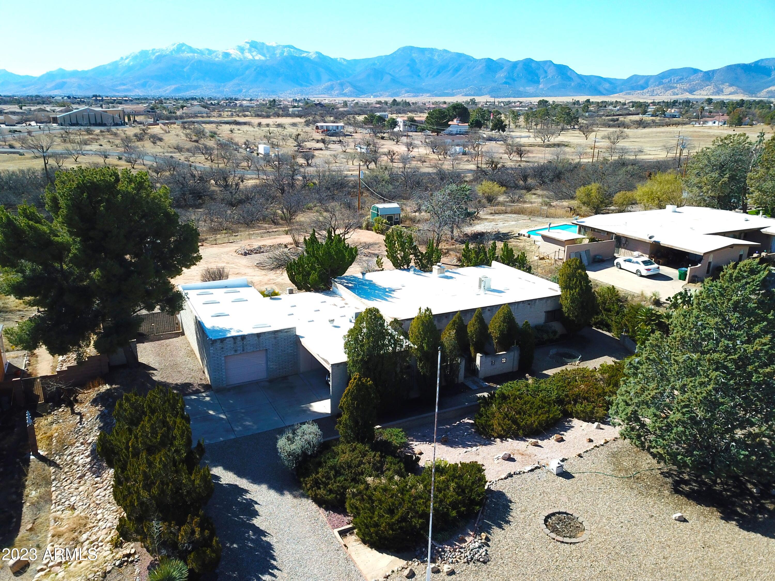 VILLAGE MEADOWS ESTATES - Residential
