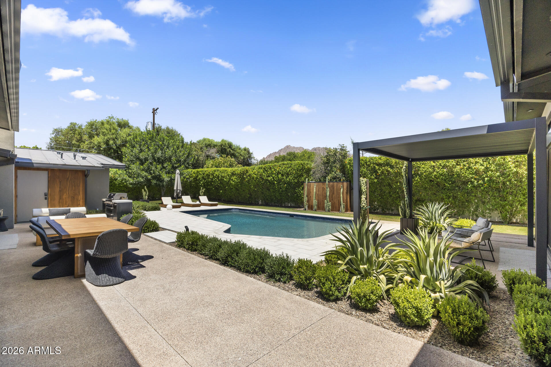 SAVOY ESTATES 2 - Residential