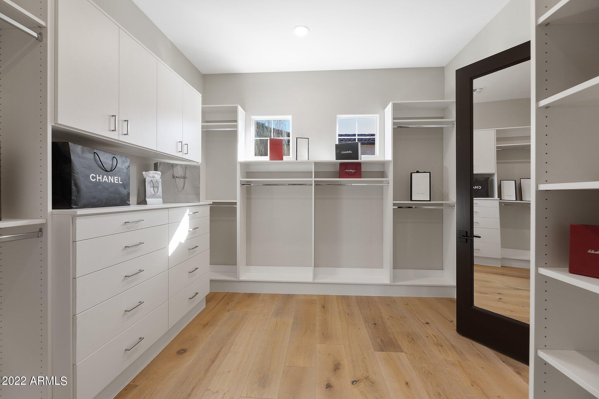 DC RANCH - Residential