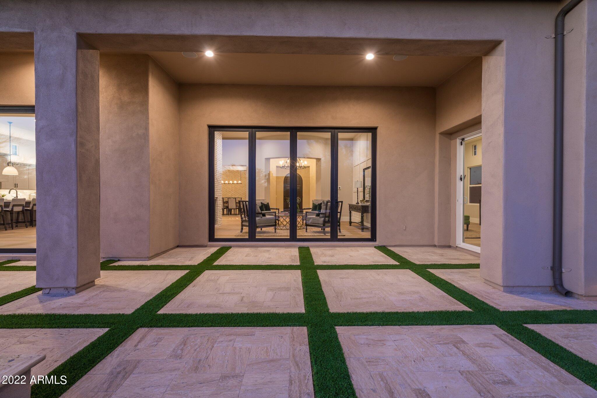 DC RANCH - Residential