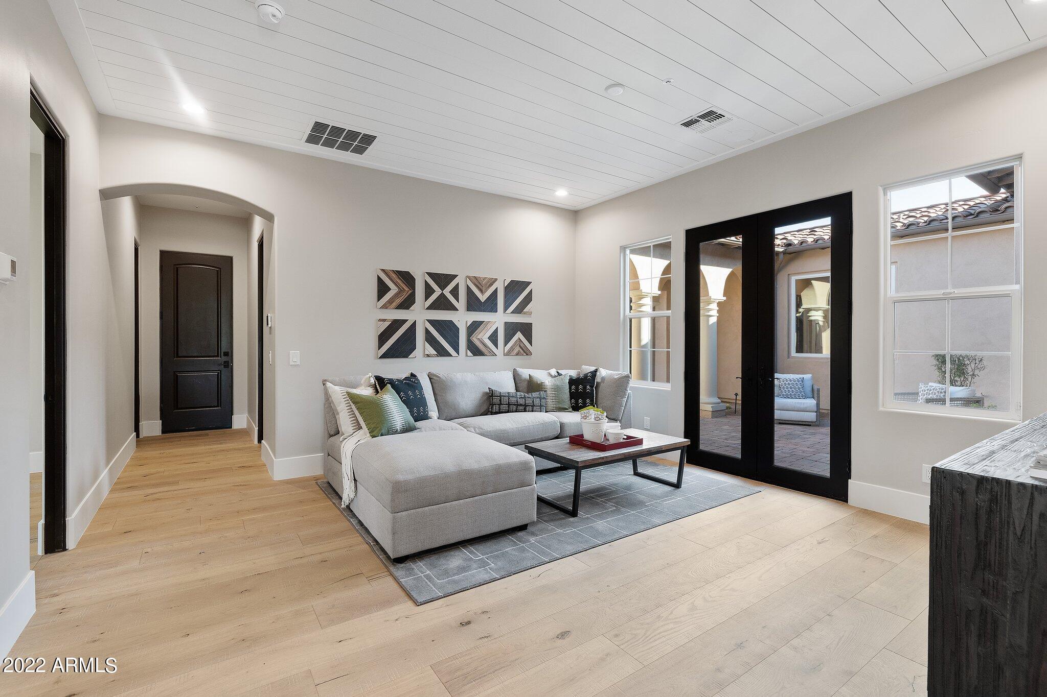 DC RANCH - Residential