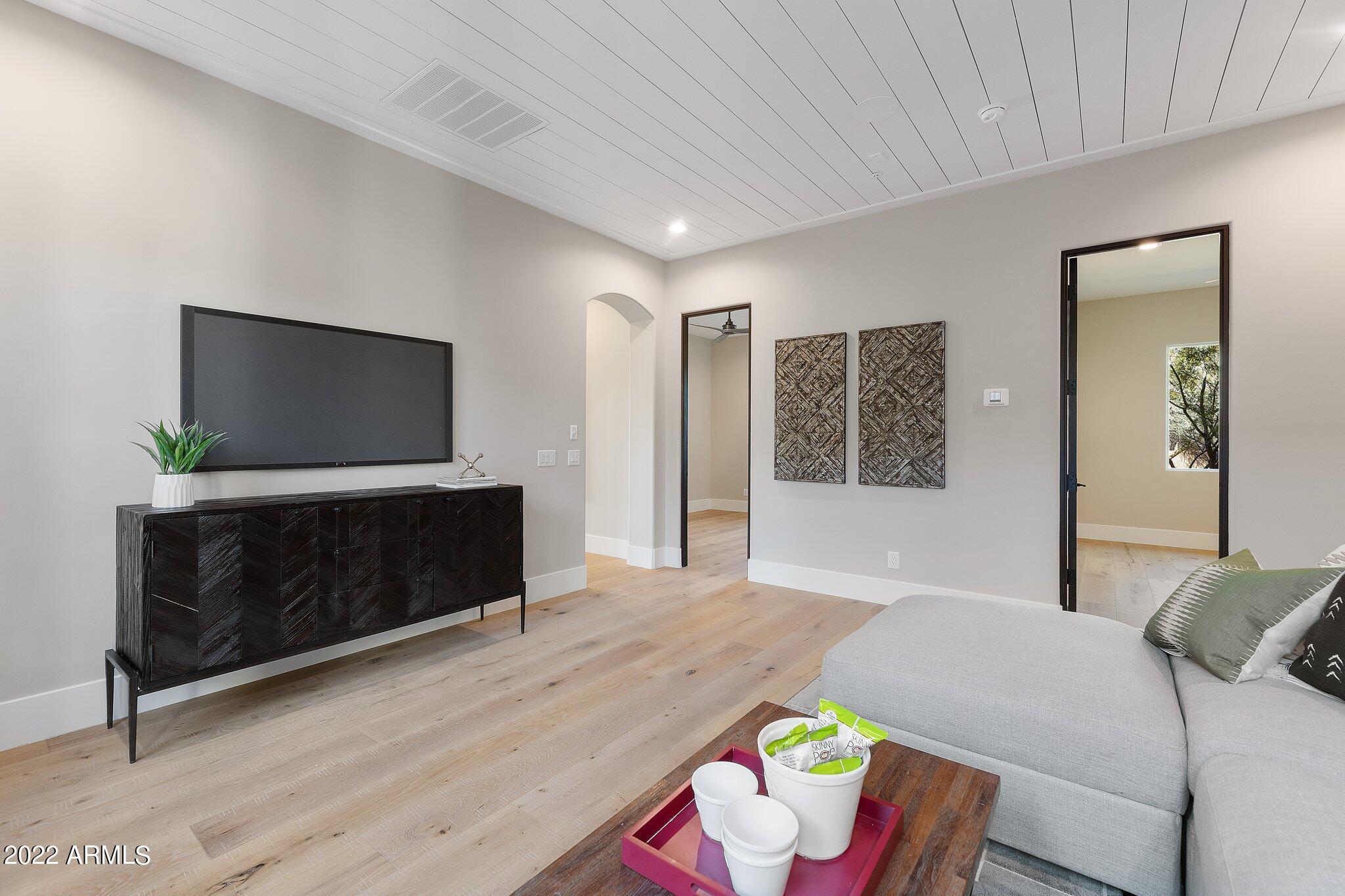 DC RANCH - Residential