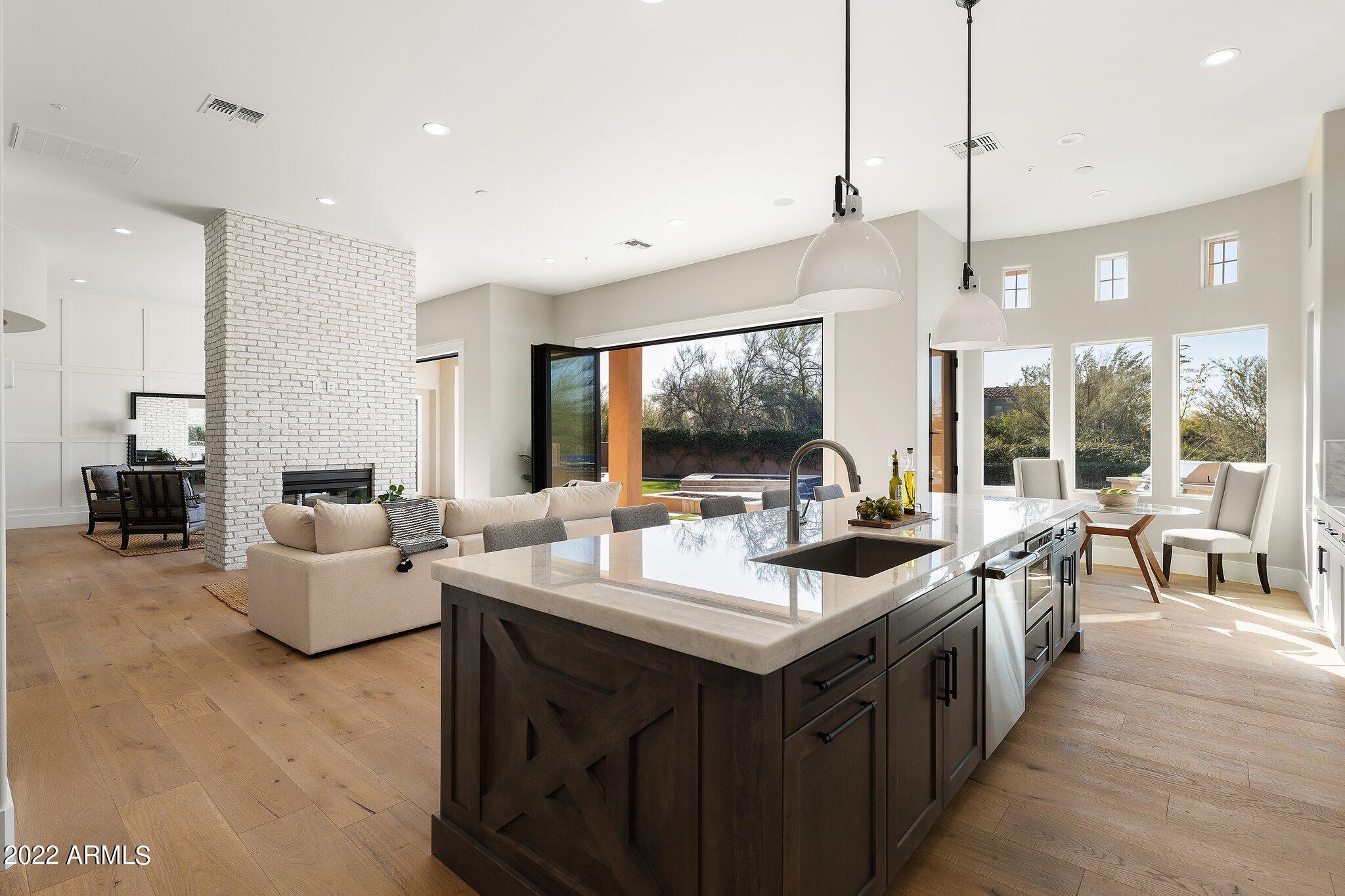 DC RANCH - Residential