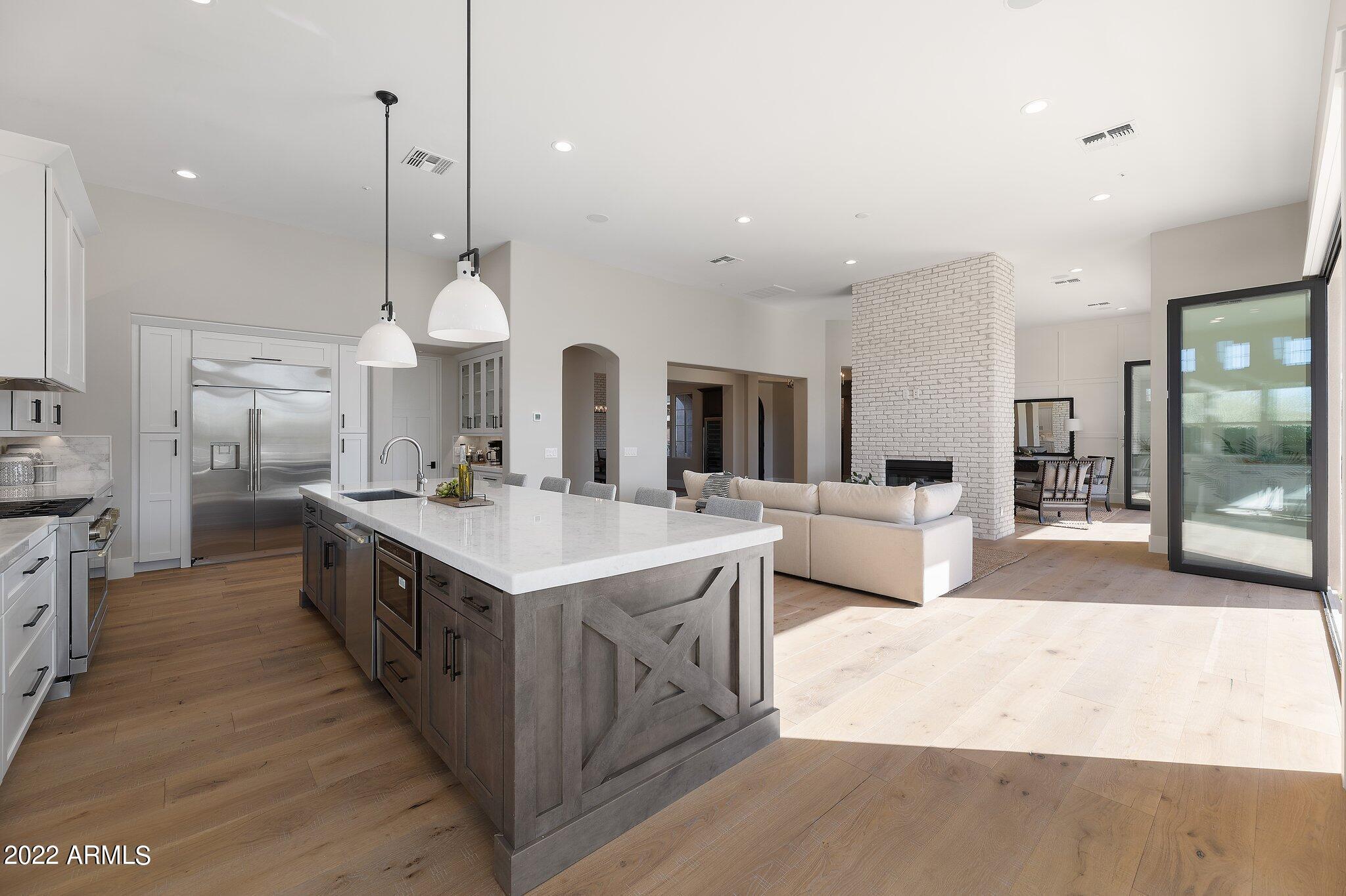 DC RANCH - Residential