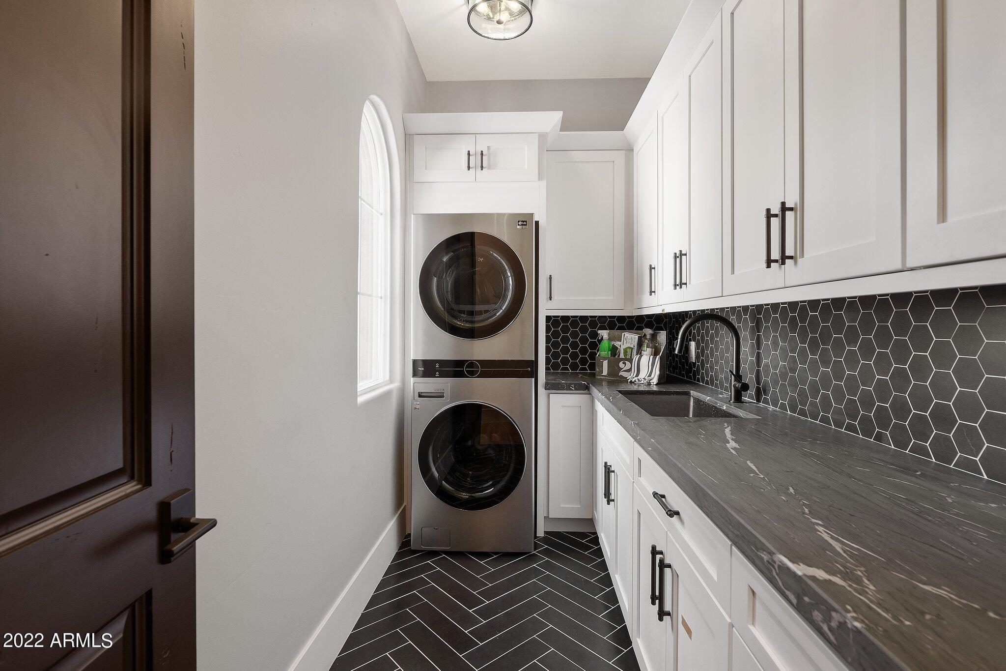 DC RANCH - Residential