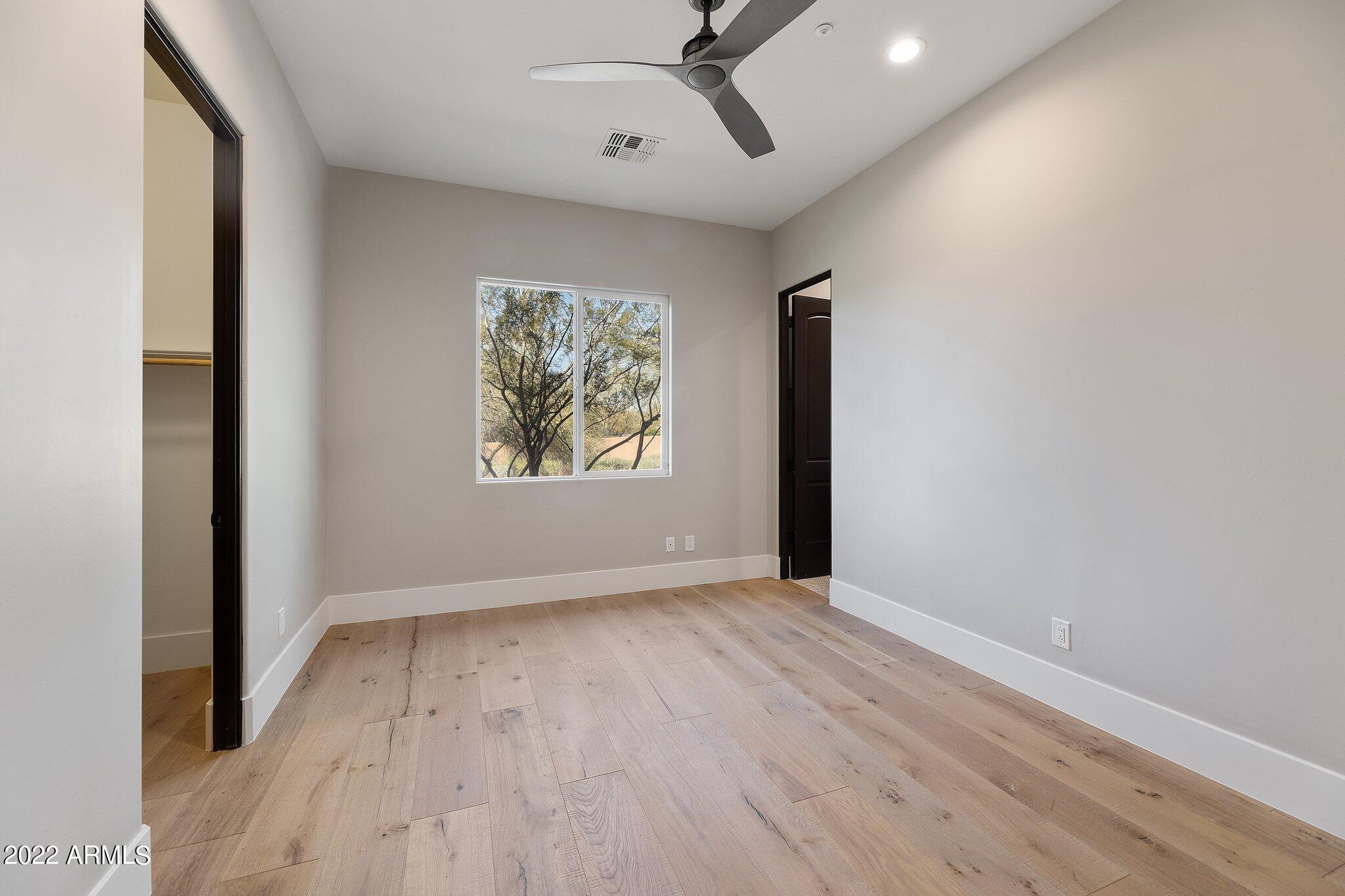 DC RANCH - Residential