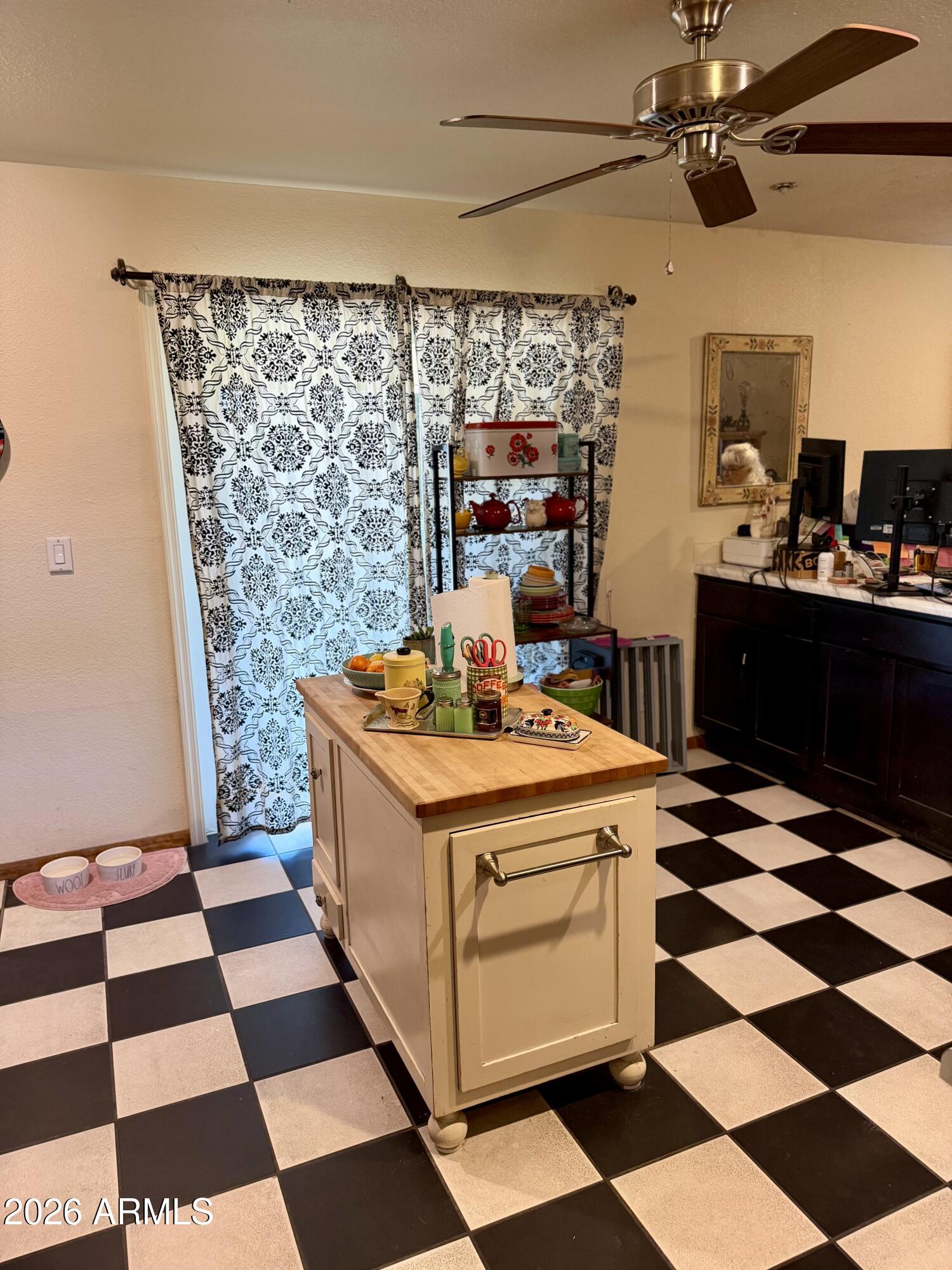NEW PAPAGO PARKWAY 11 LOTS 480-587 608-613 - Residential