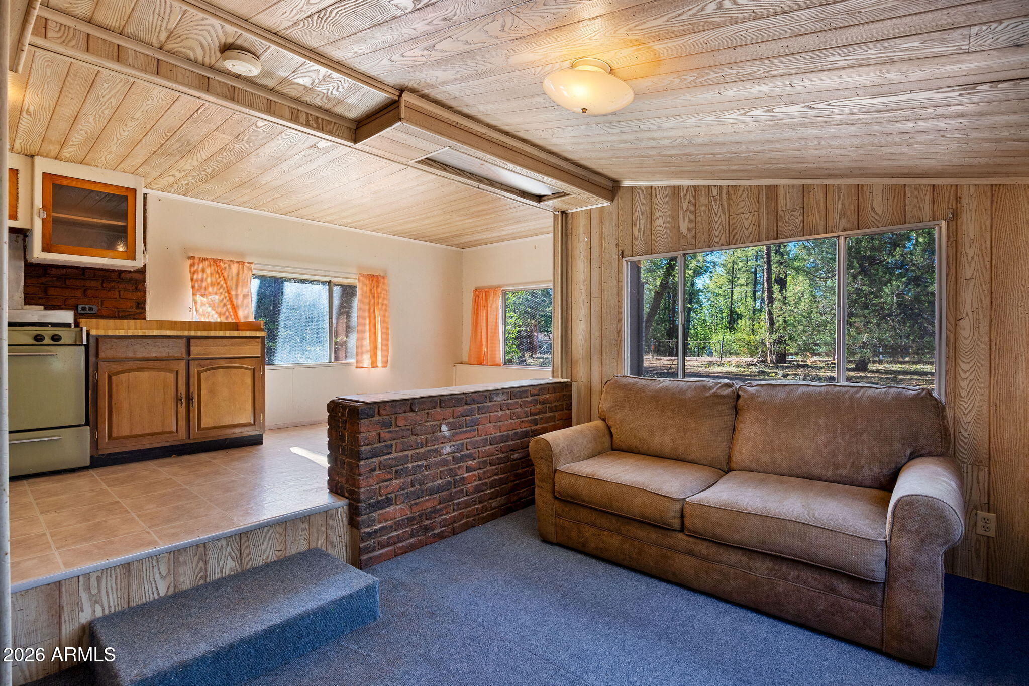 LAKE O'THE WOODS PARK - Residential