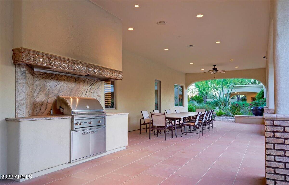 W2 W2 N2 NW4 SE4 NW4 EX N 33' 1.13ac - Residential