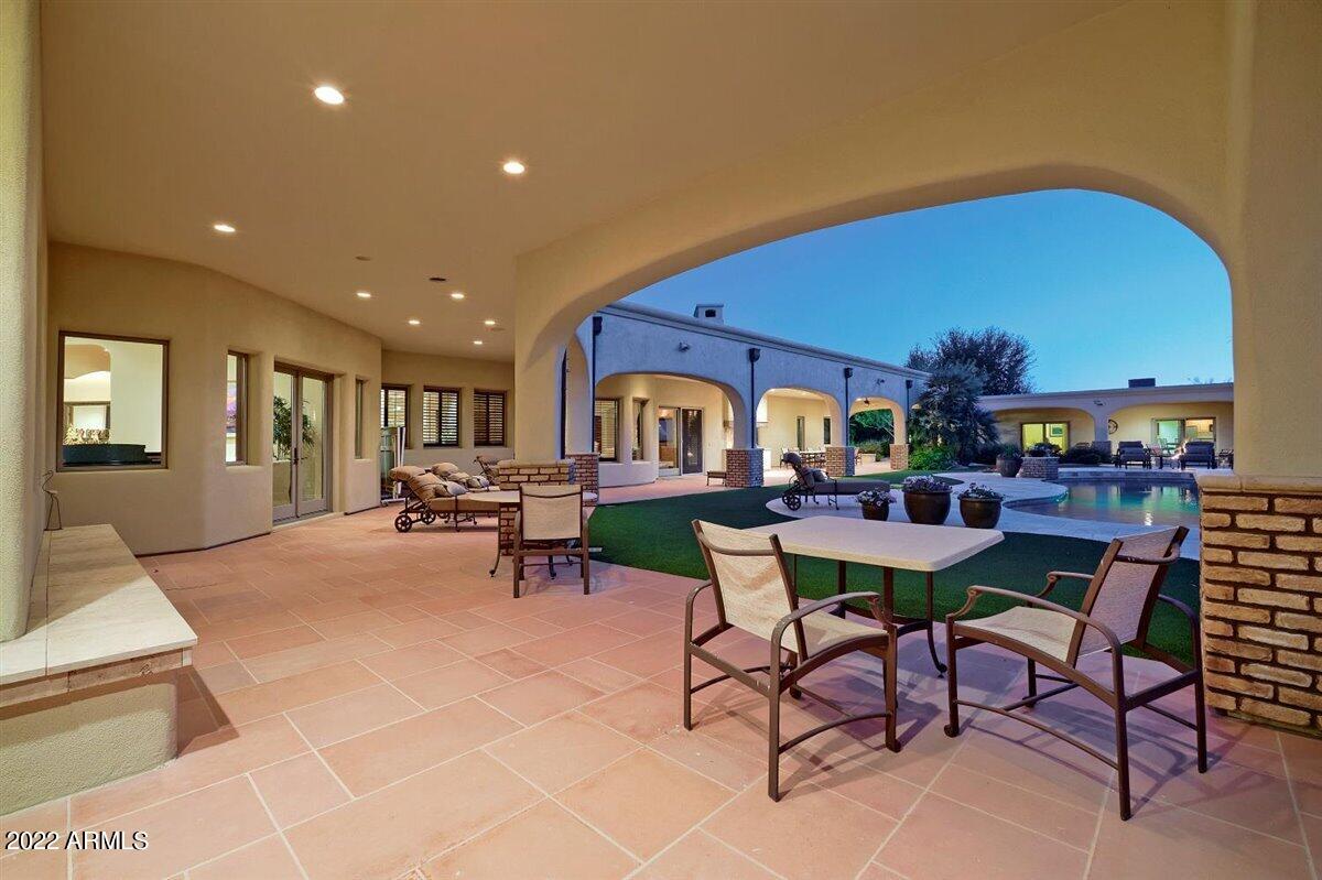 W2 W2 N2 NW4 SE4 NW4 EX N 33' 1.13ac - Residential
