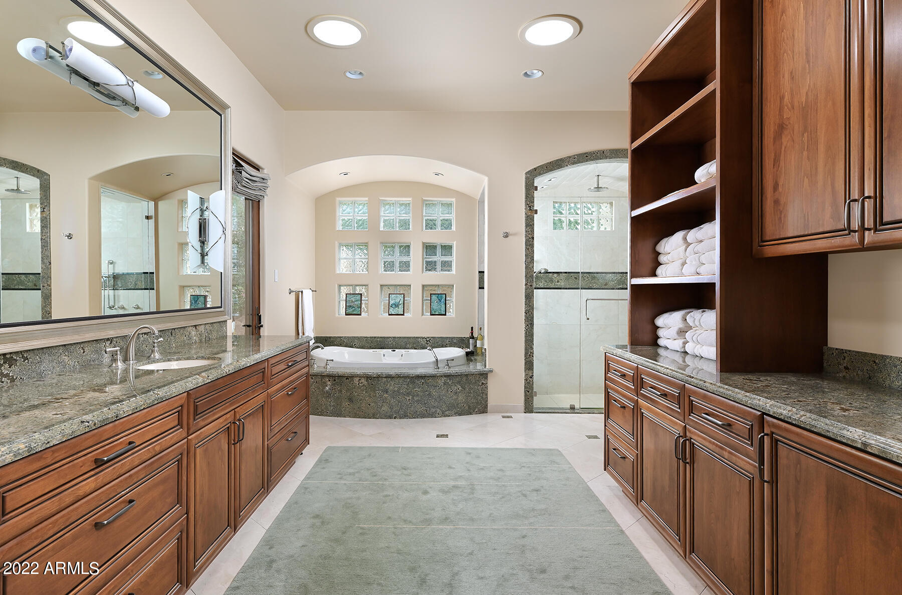 W2 W2 N2 NW4 SE4 NW4 EX N 33' 1.13ac - Residential