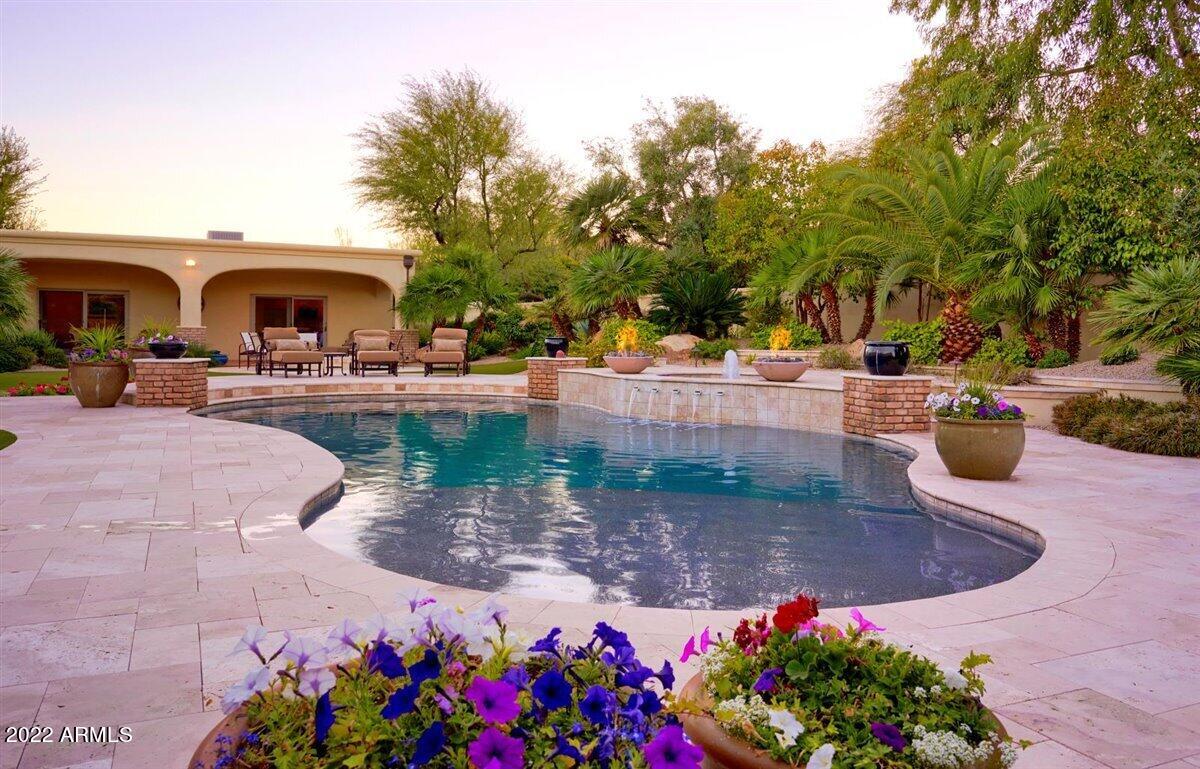 W2 W2 N2 NW4 SE4 NW4 EX N 33' 1.13ac - Residential