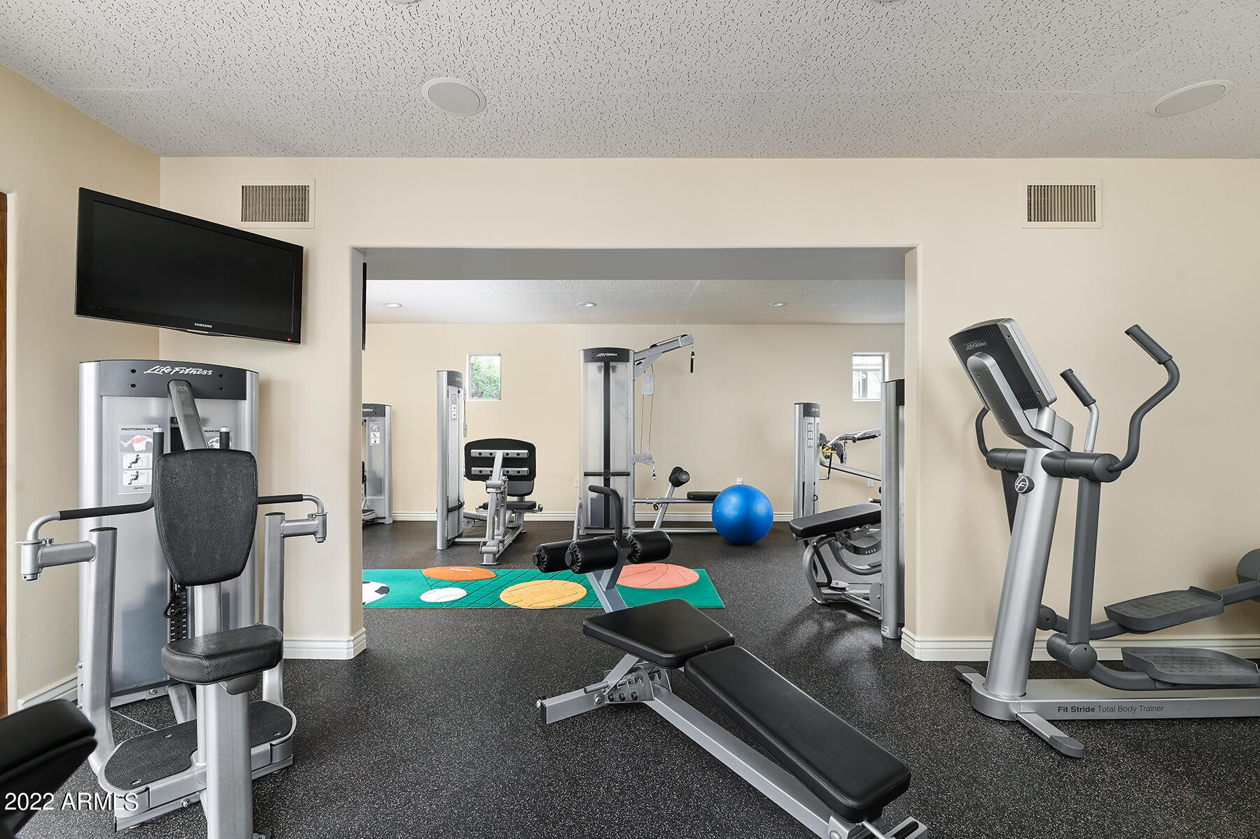 W2 W2 N2 NW4 SE4 NW4 EX N 33' 1.13ac - Residential