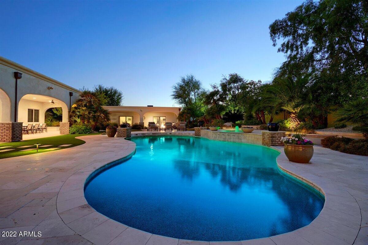 W2 W2 N2 NW4 SE4 NW4 EX N 33' 1.13ac - Residential