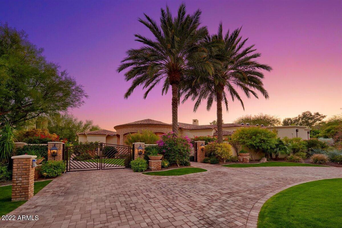 W2 W2 N2 NW4 SE4 NW4 EX N 33' 1.13ac - Residential