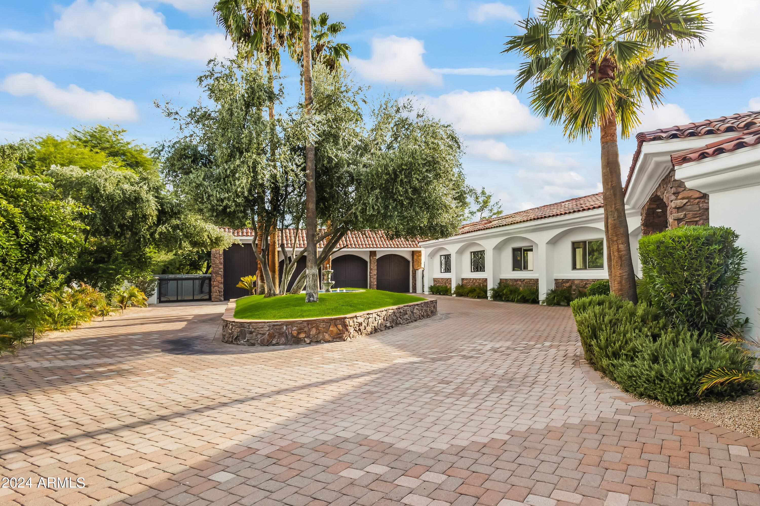 Paradise Valley - Residential